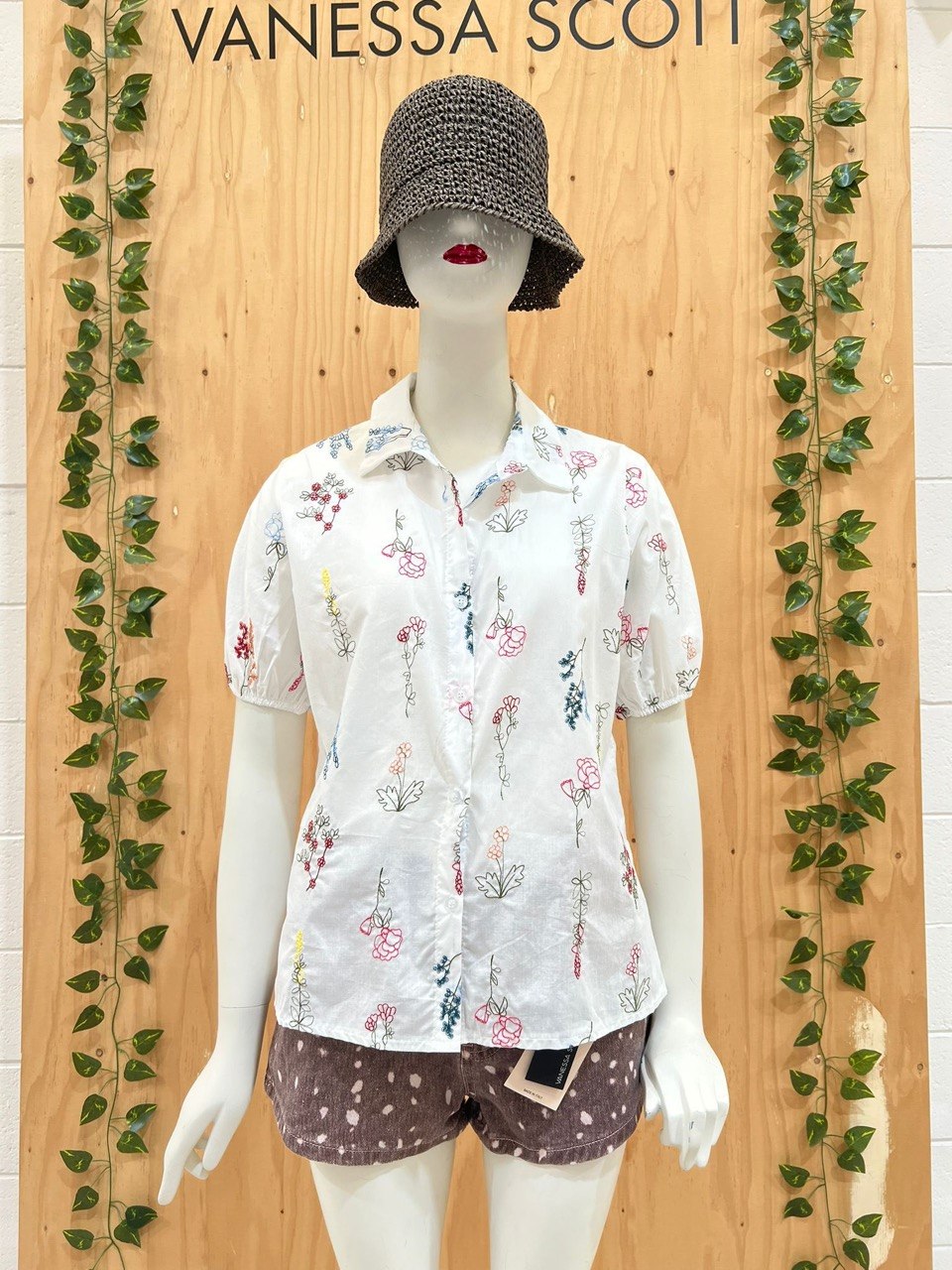 Фото Vanessa Scott