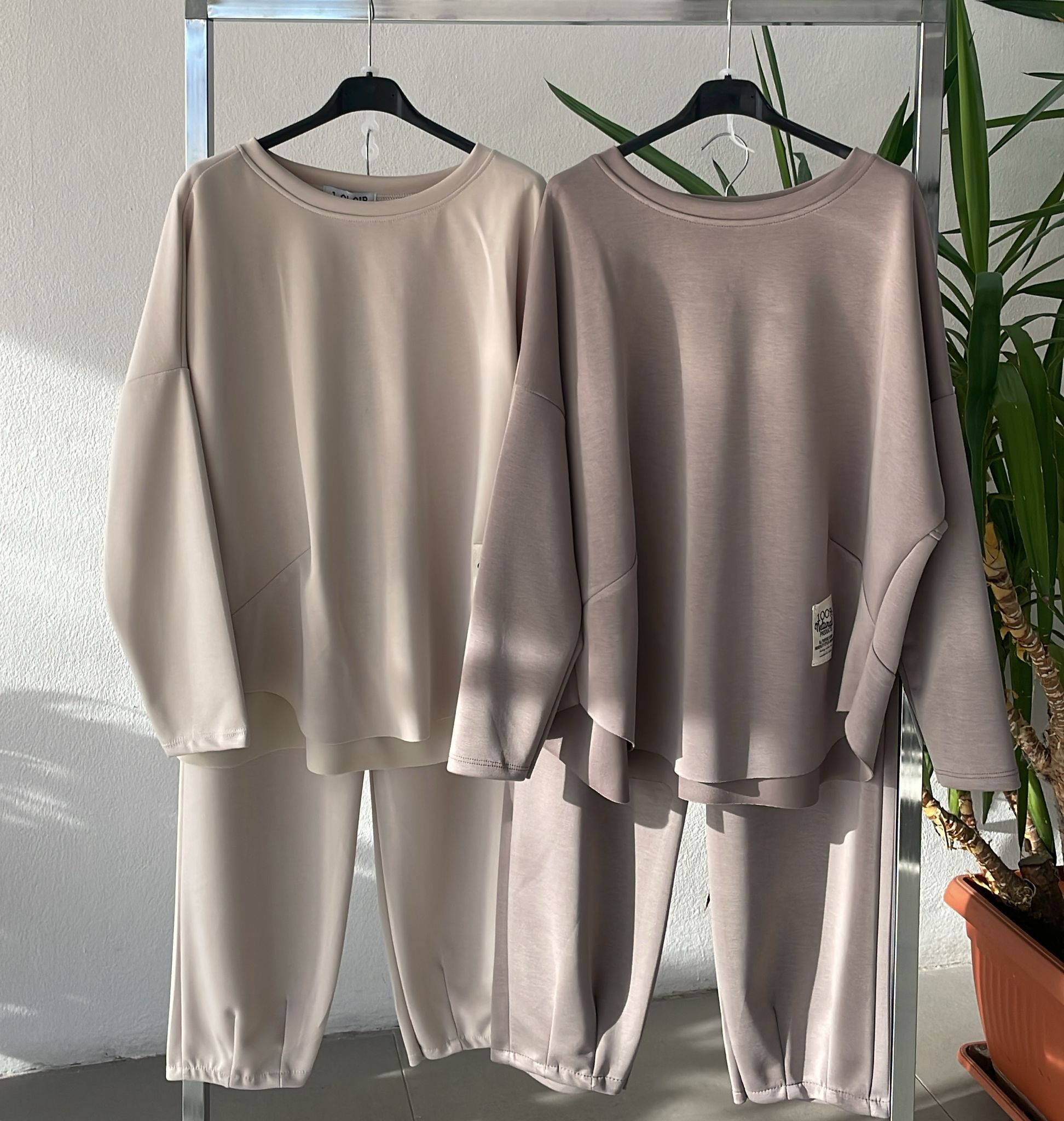 Фото Joie Clair (J-Clair)