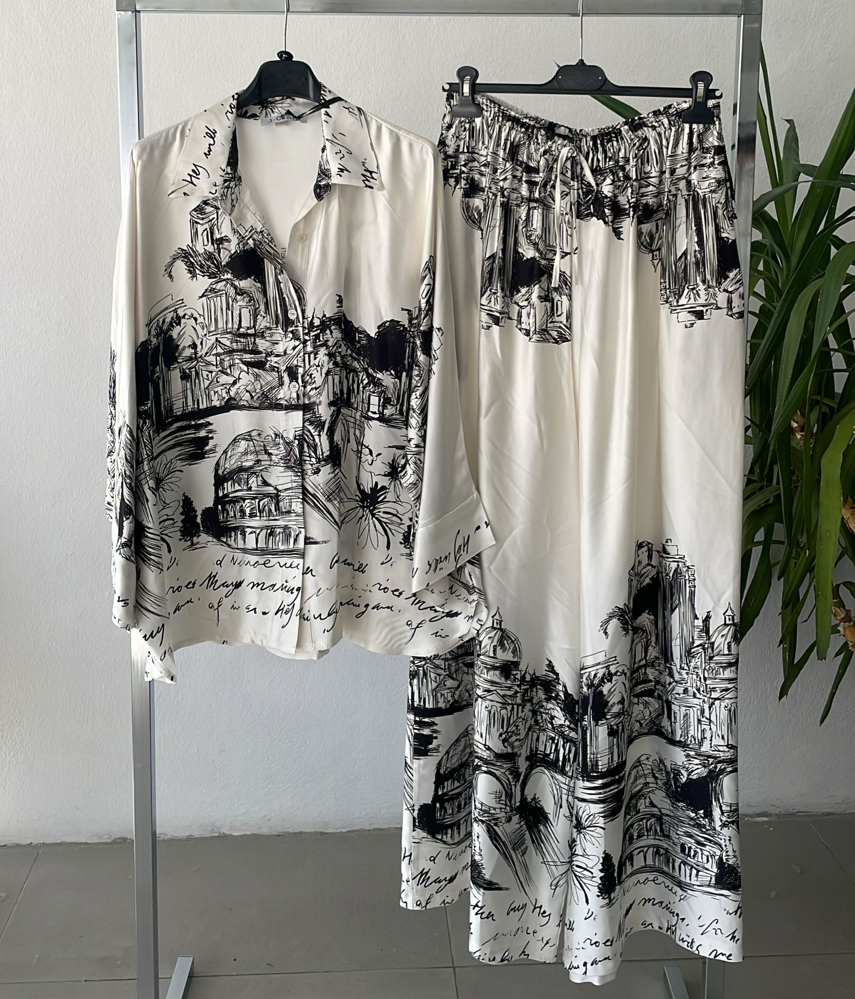 Фото Joie Clair (J-Clair)