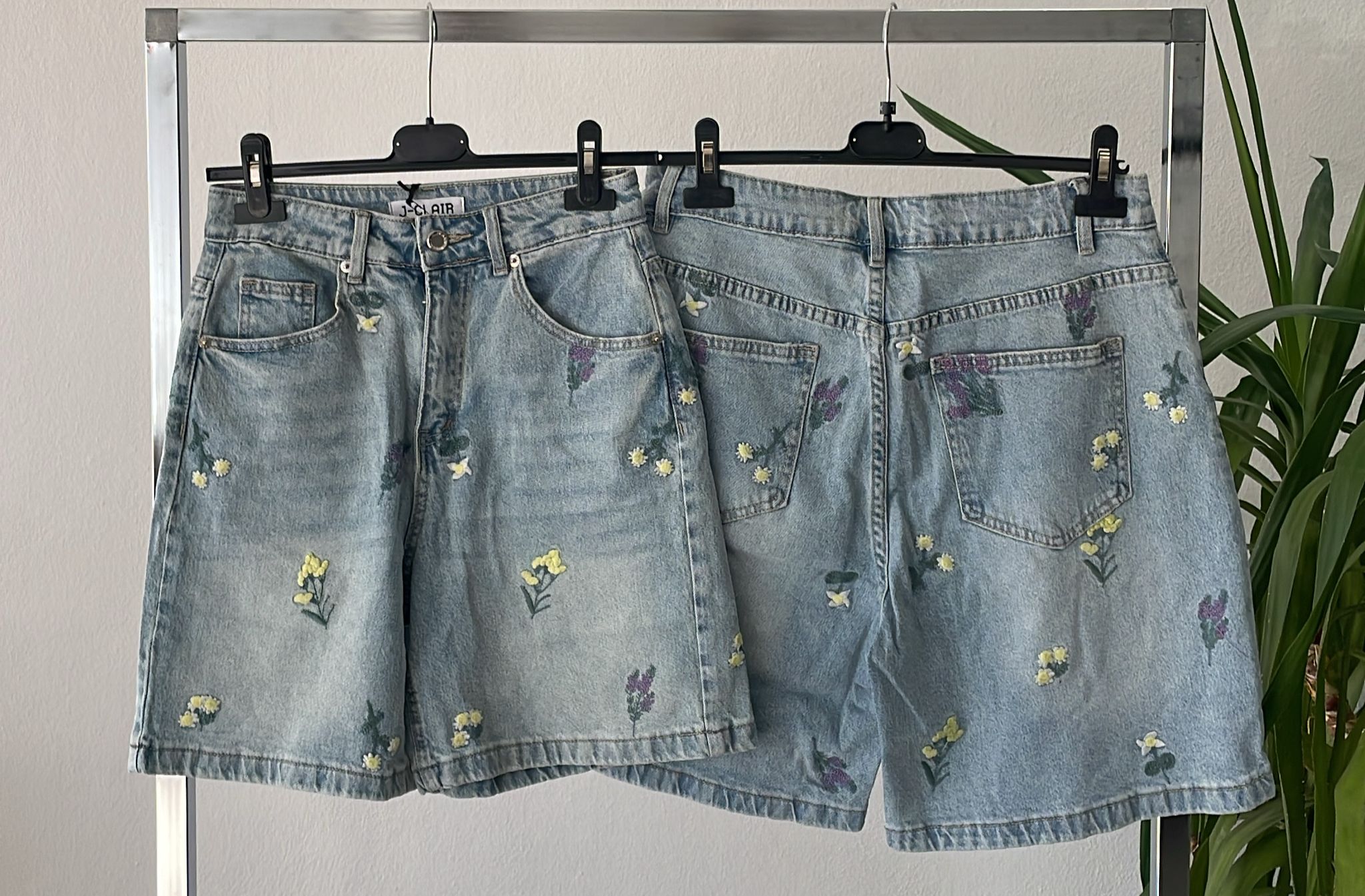 Фото Joie Clair (J-Clair)