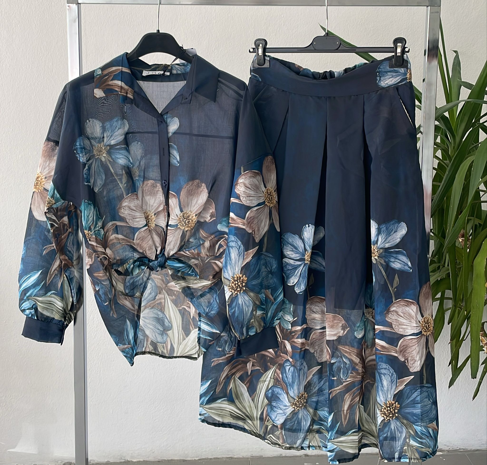 Фото Joie Clair (J-Clair)