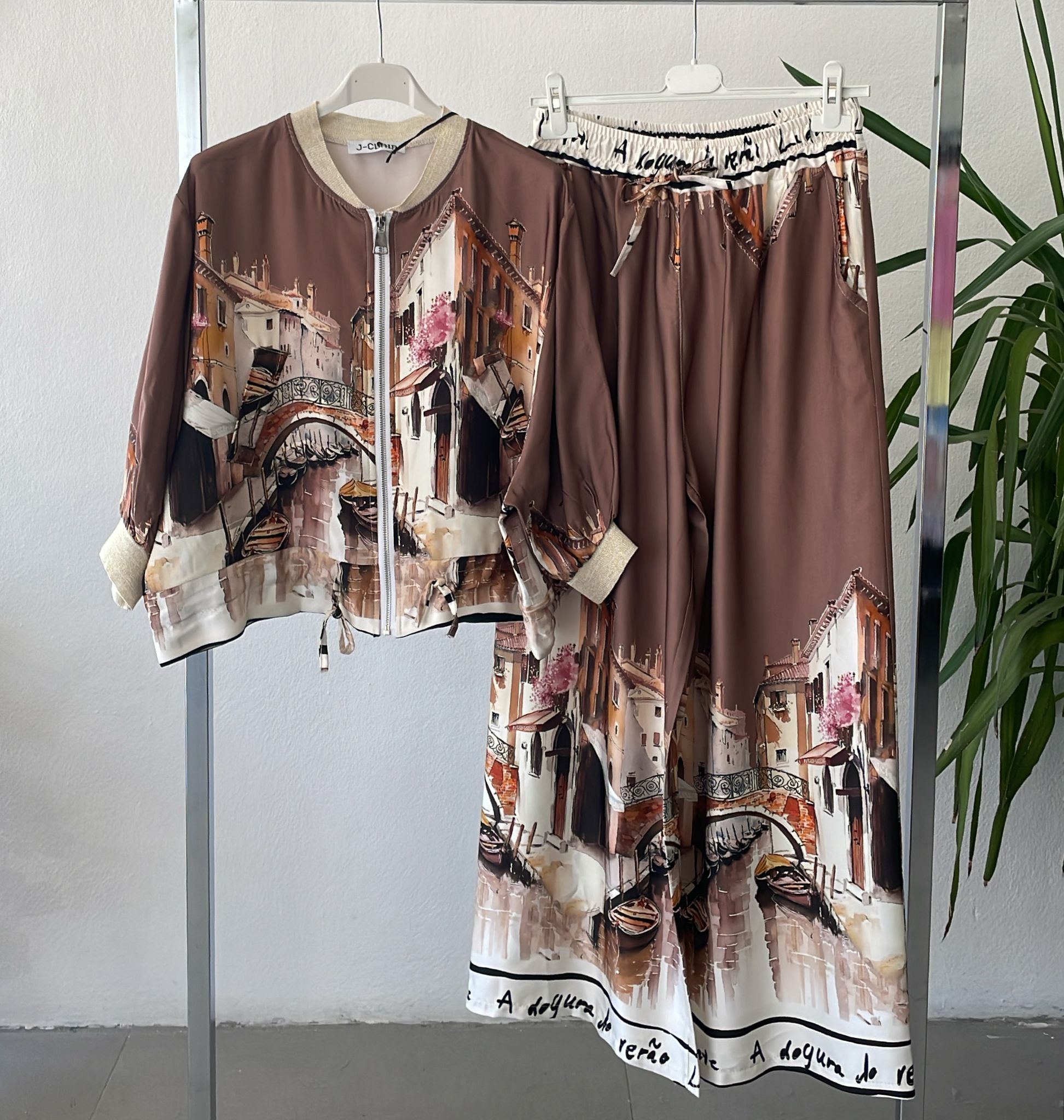 Фото Joie Clair (J-Clair)