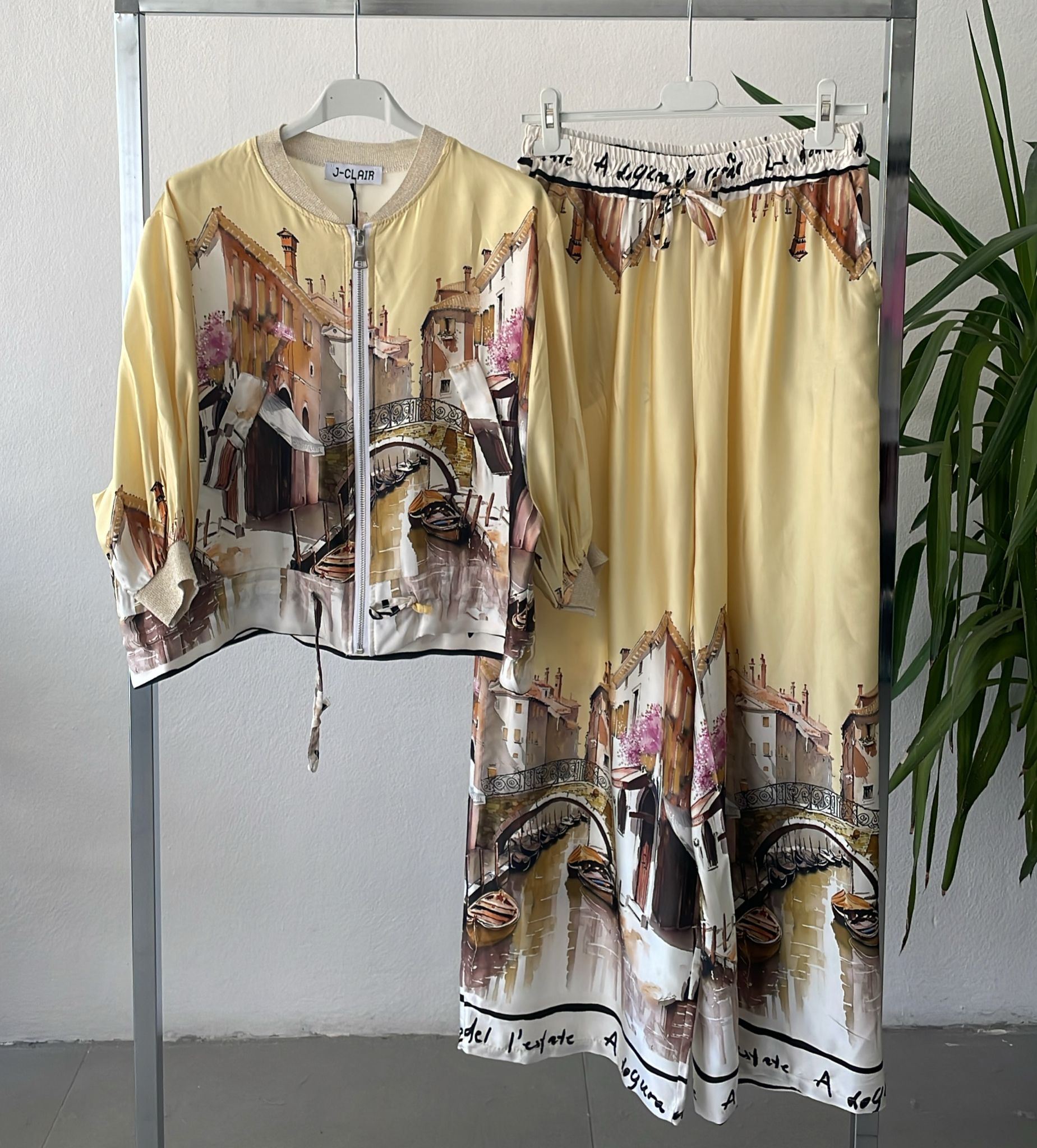 Фото Joie Clair (J-Clair)