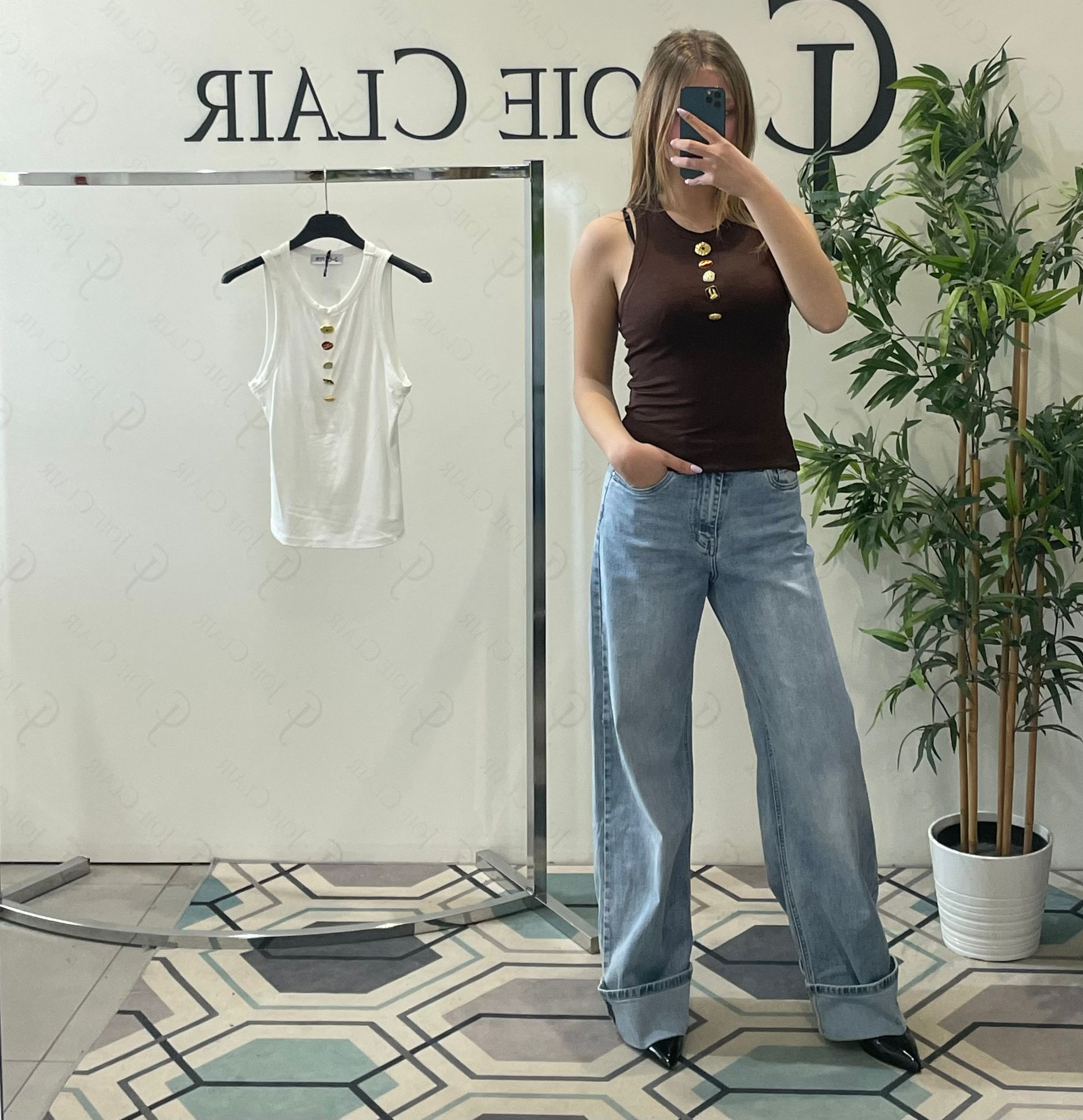 Фото Joie Clair (J-Clair)