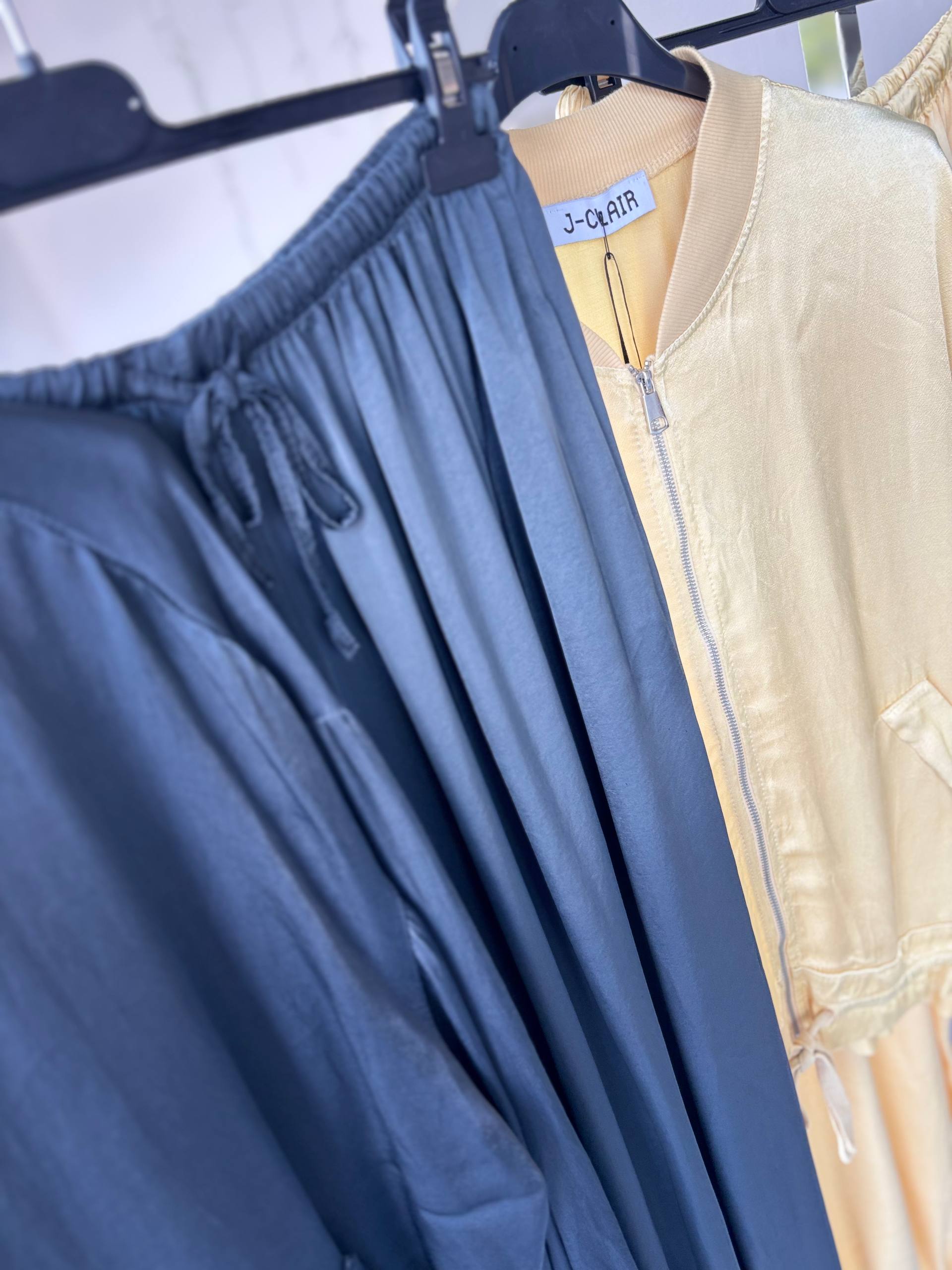 Фото Joie Clair (J-Clair)