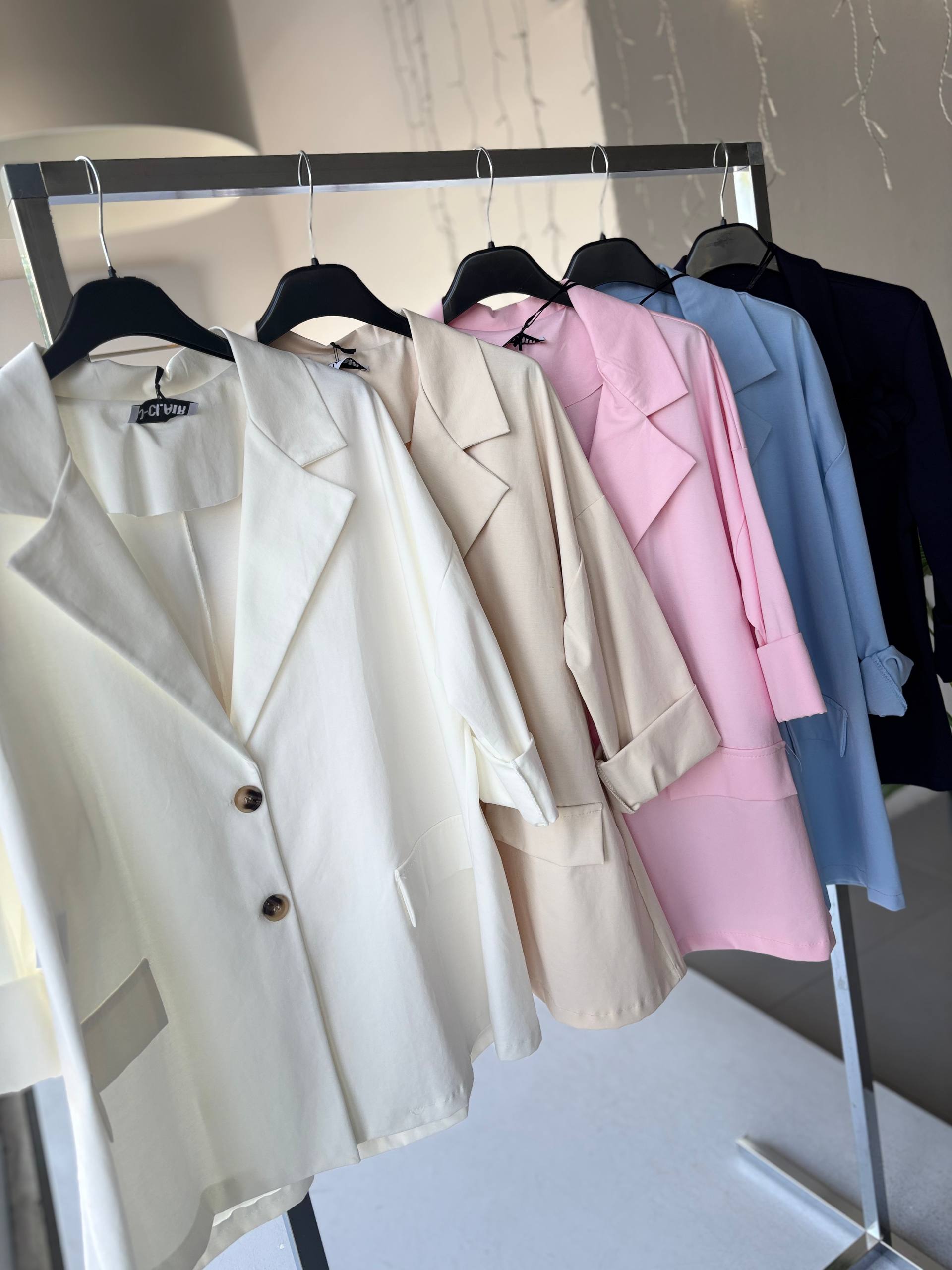 Фото Joie Clair (J-Clair)