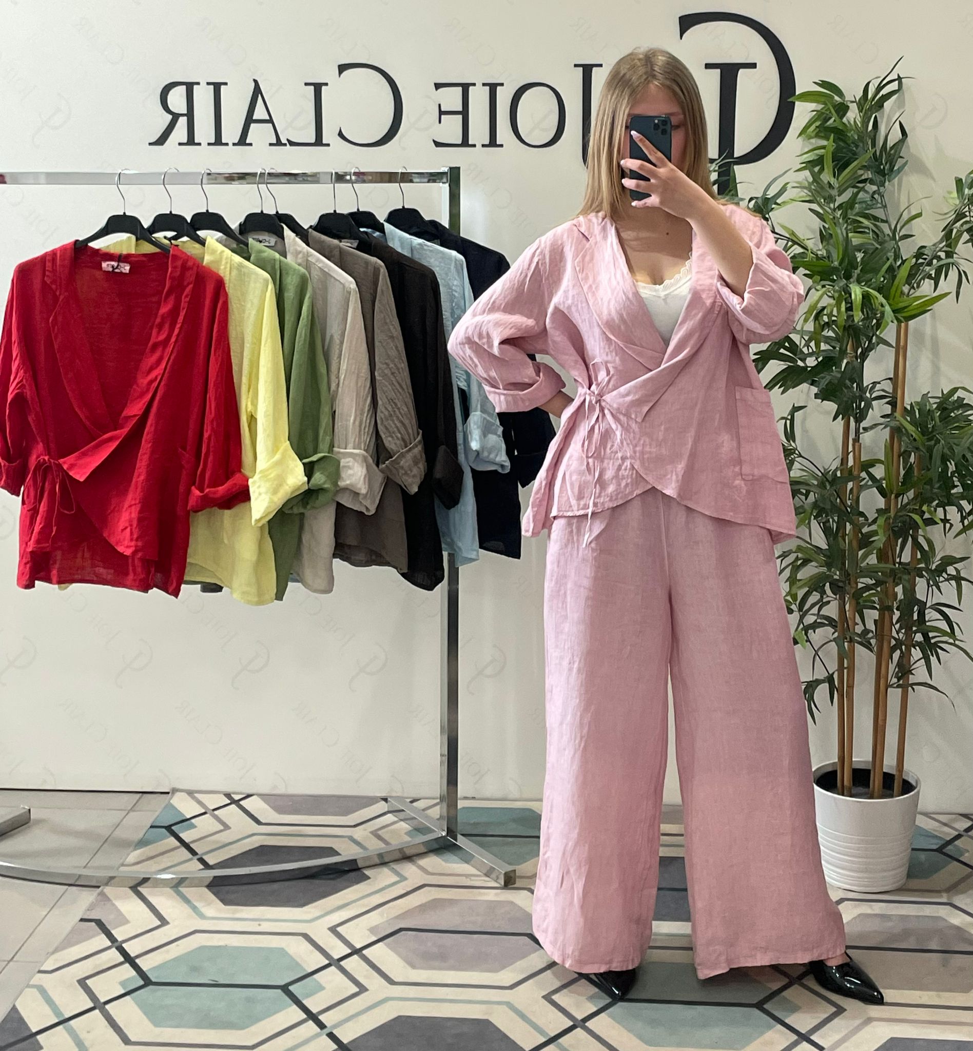 Фото Joie Clair (J-Clair)