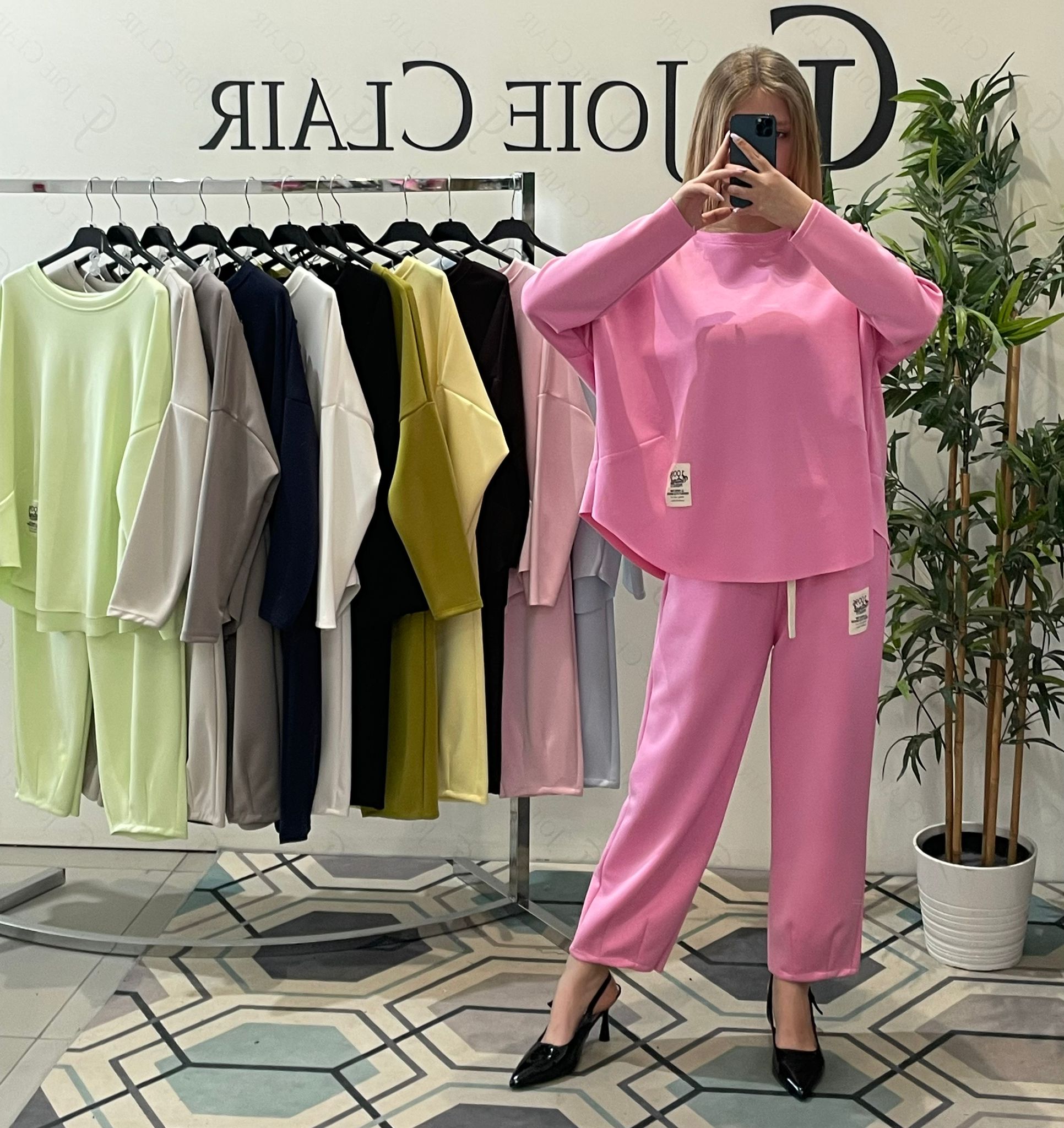 Фото Joie Clair (J-Clair)