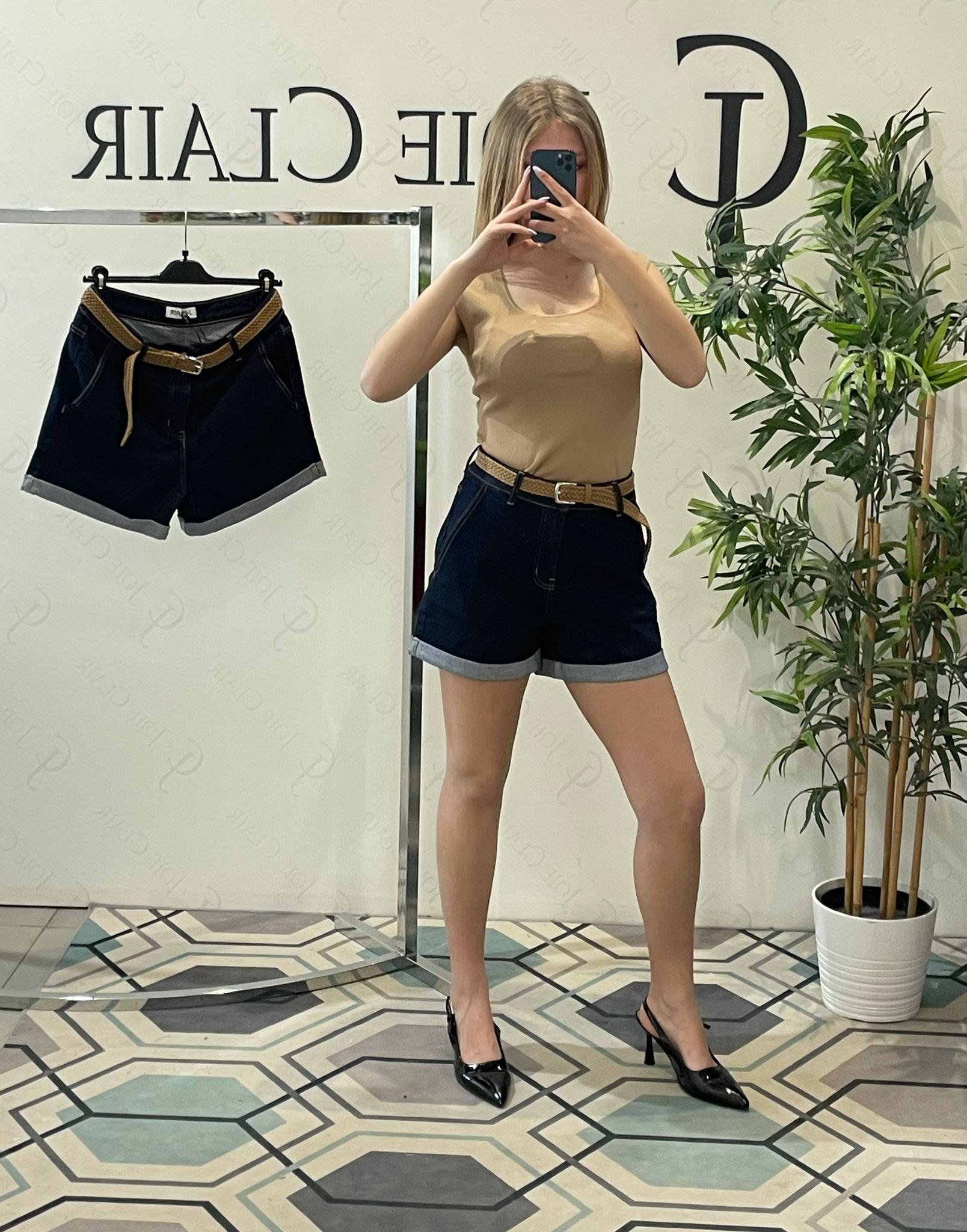 Фото Joie Clair (J-Clair)