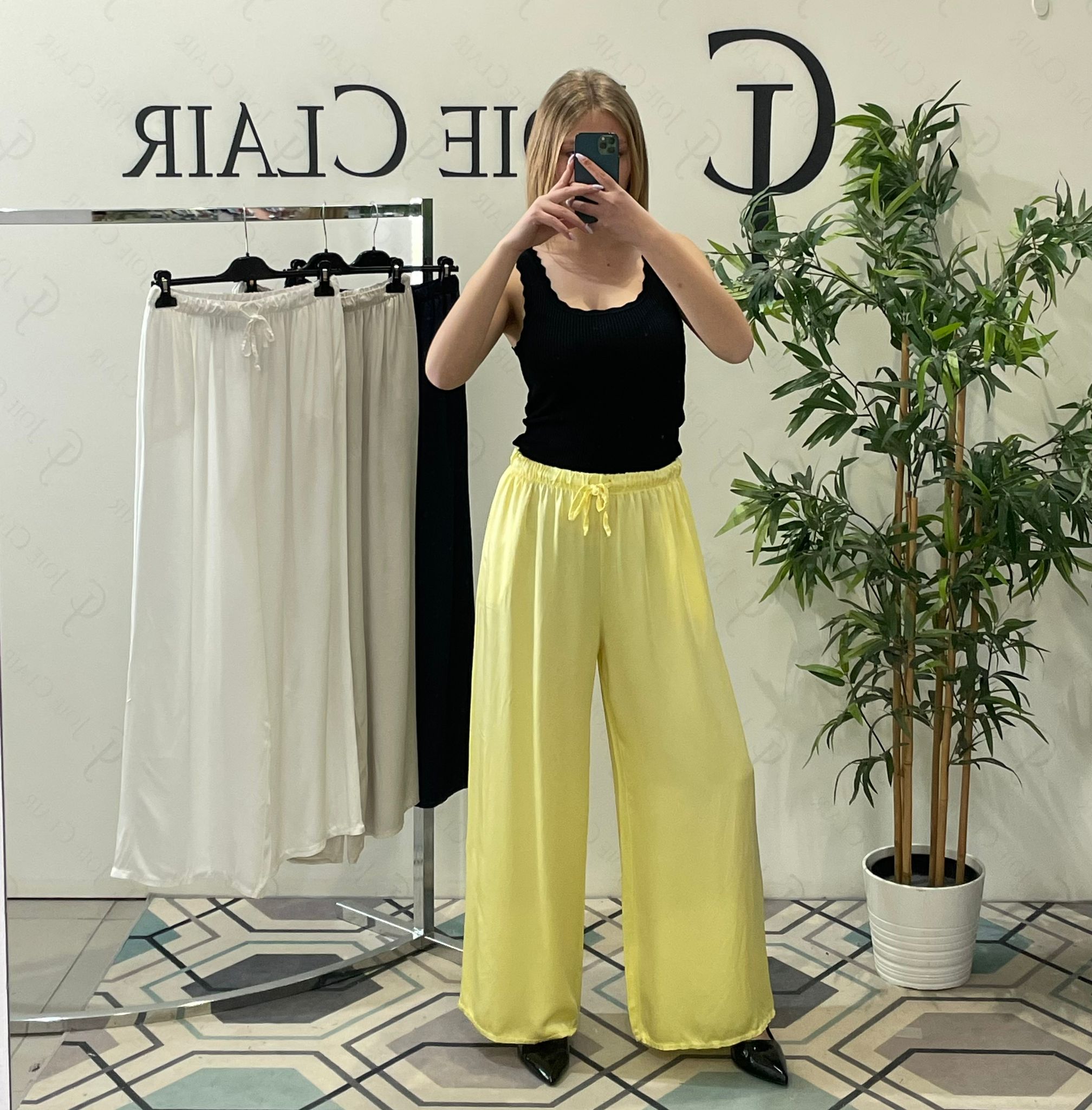 Фото Joie Clair (J-Clair)