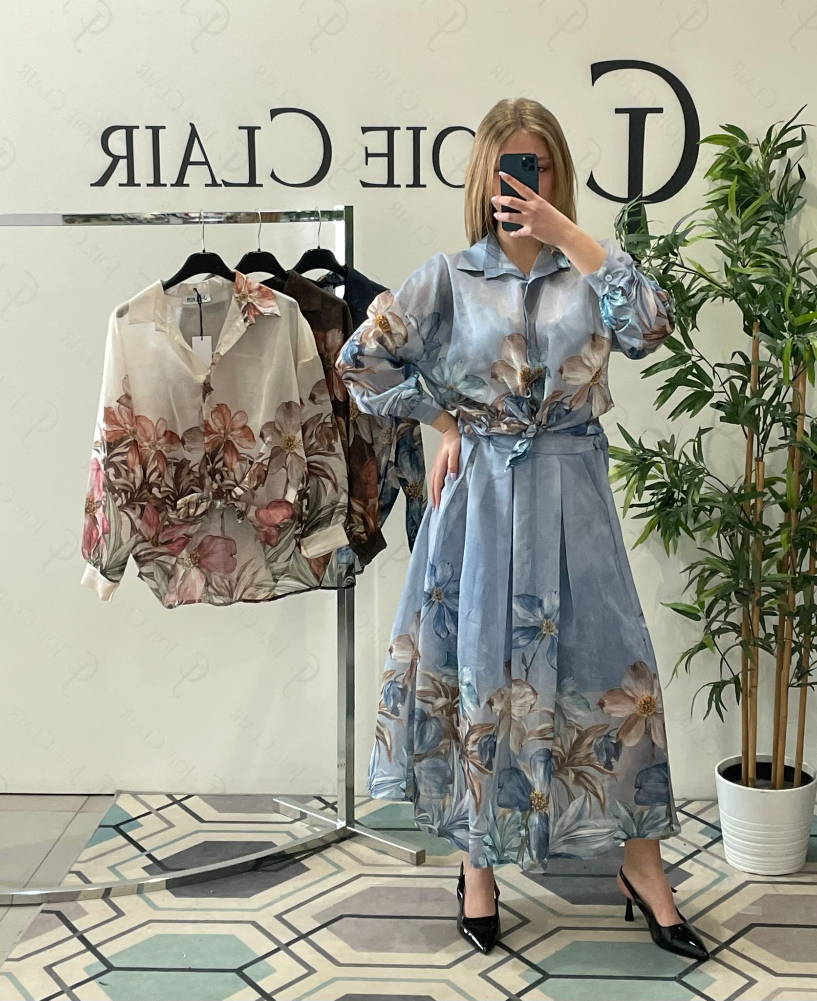 Фото Joie Clair (J-Clair)