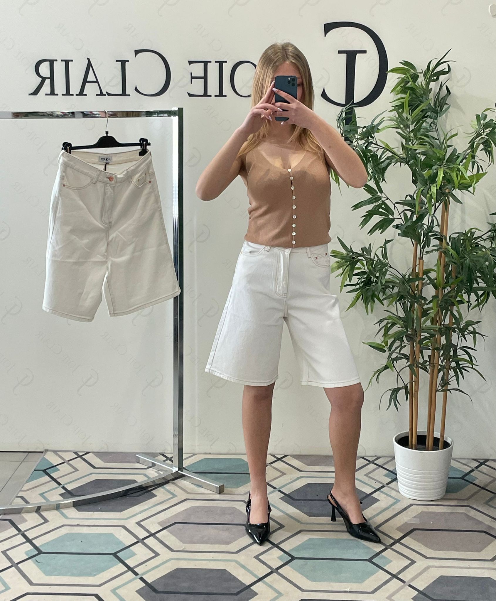 Фото Joie Clair (J-Clair)