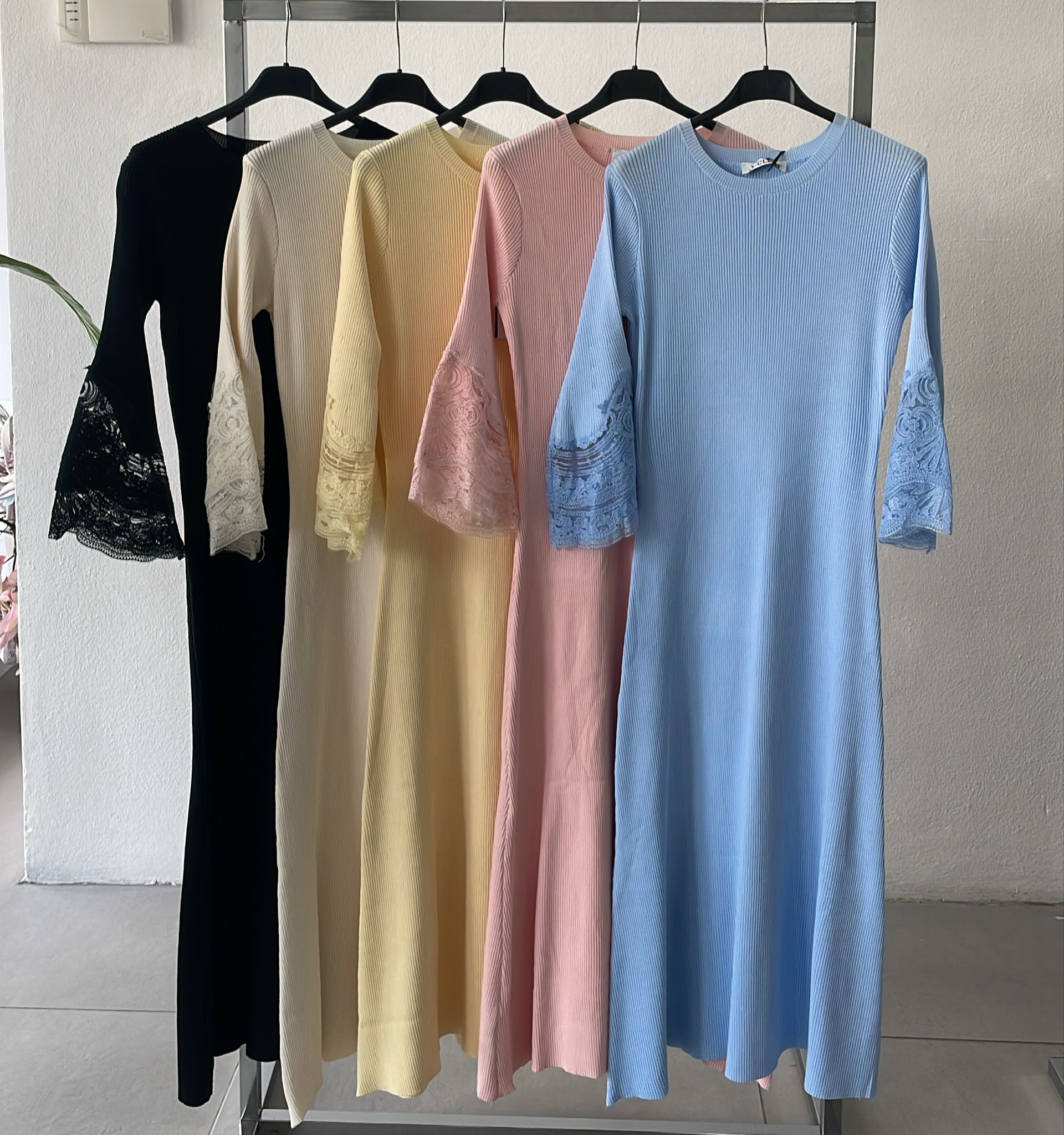 Фото Joie Clair (J-Clair)