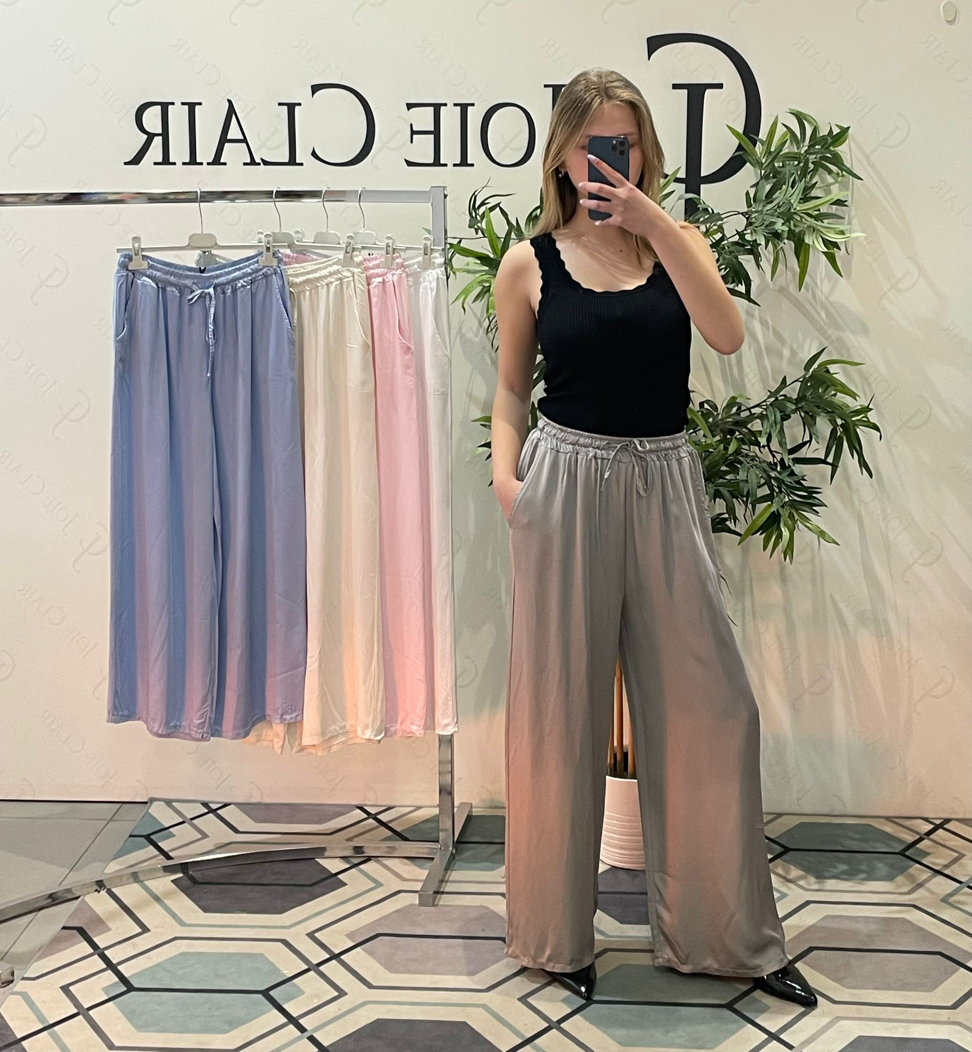 Фото Joie Clair (J-Clair)