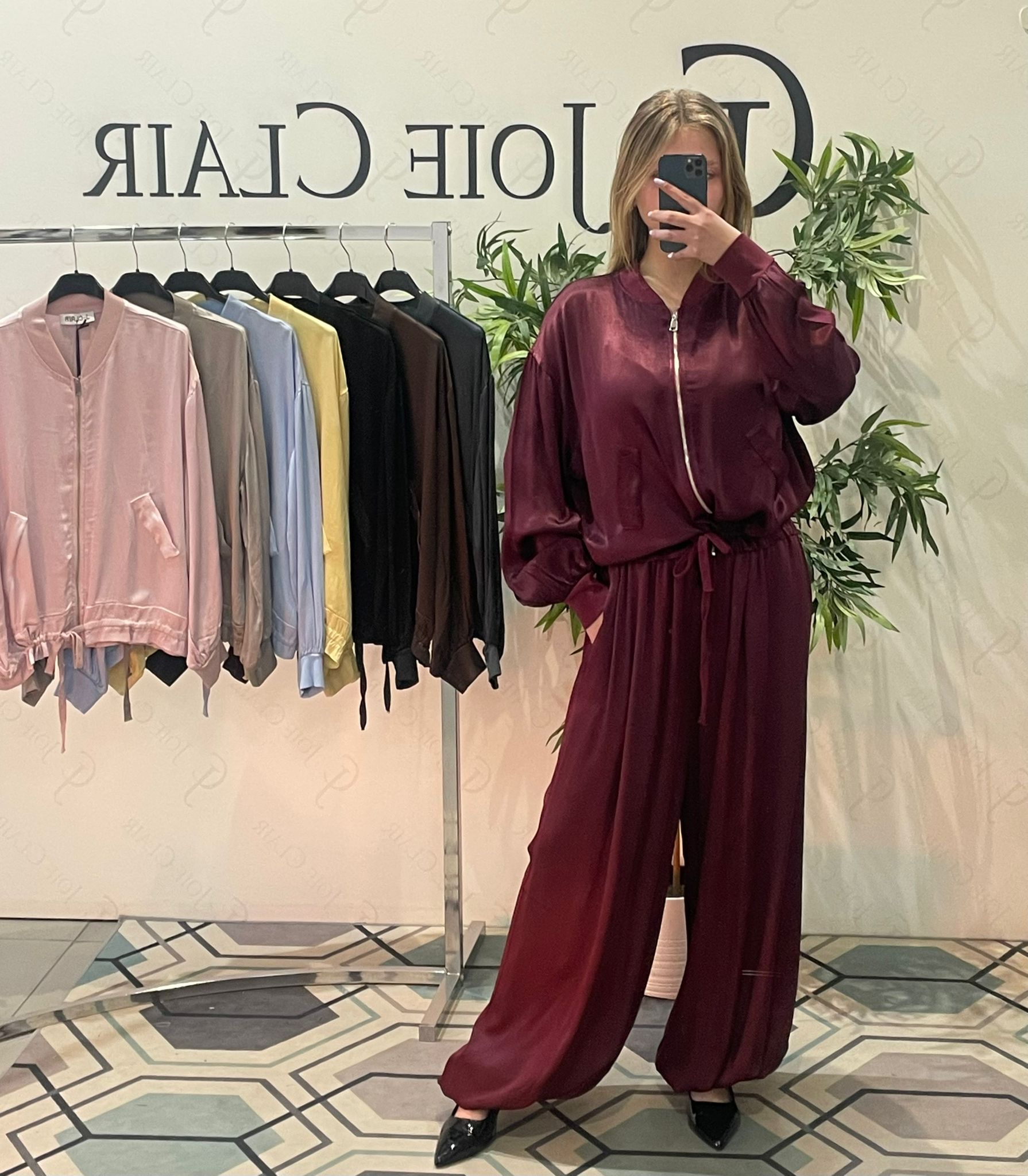 Фото Joie Clair (J-Clair)