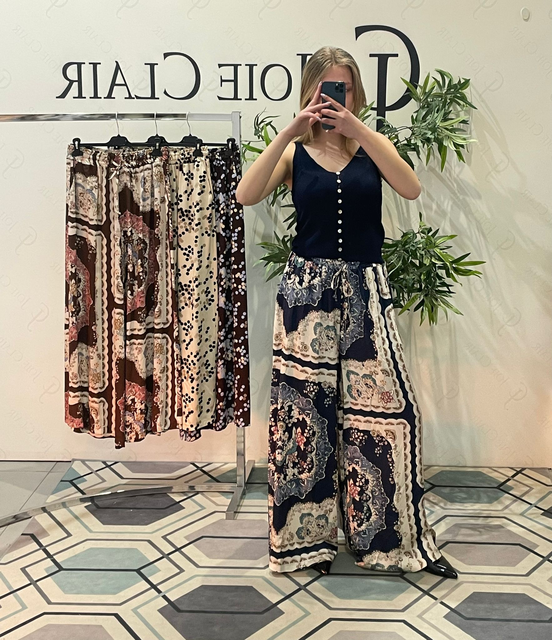 Фото Joie Clair (J-Clair)