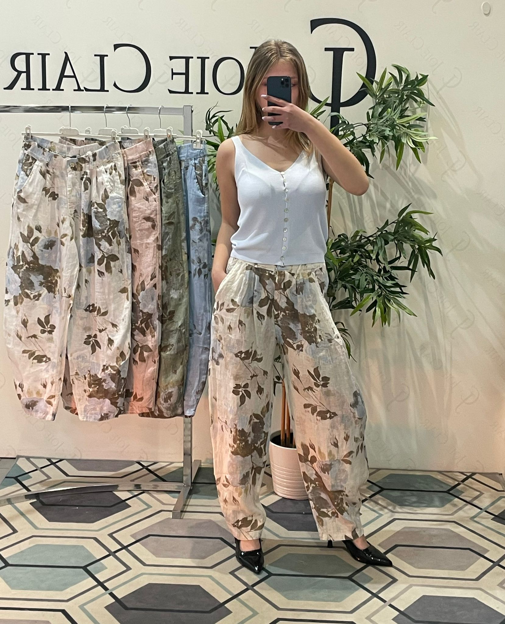 Фото Joie Clair (J-Clair)