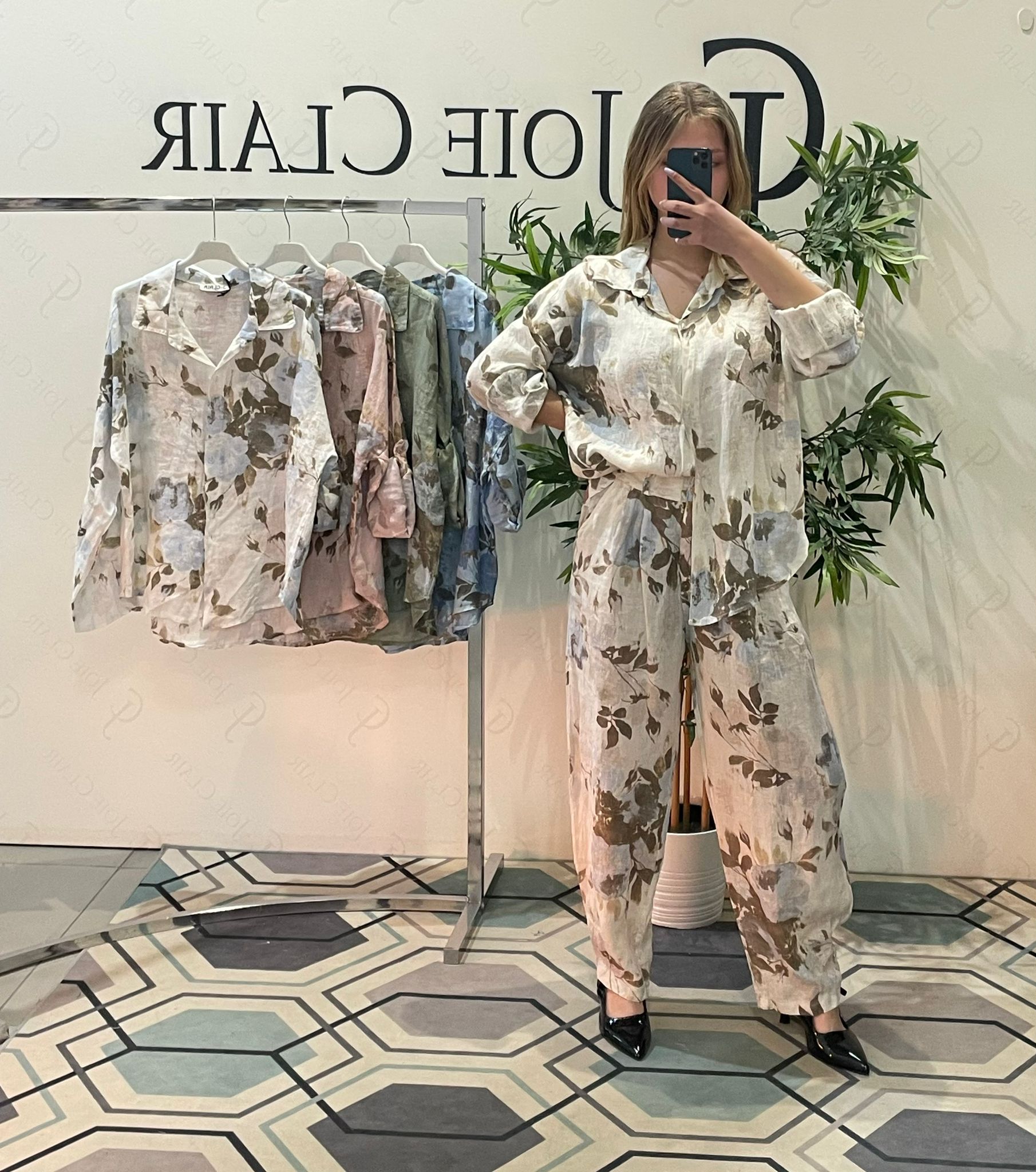 Фото Joie Clair (J-Clair)