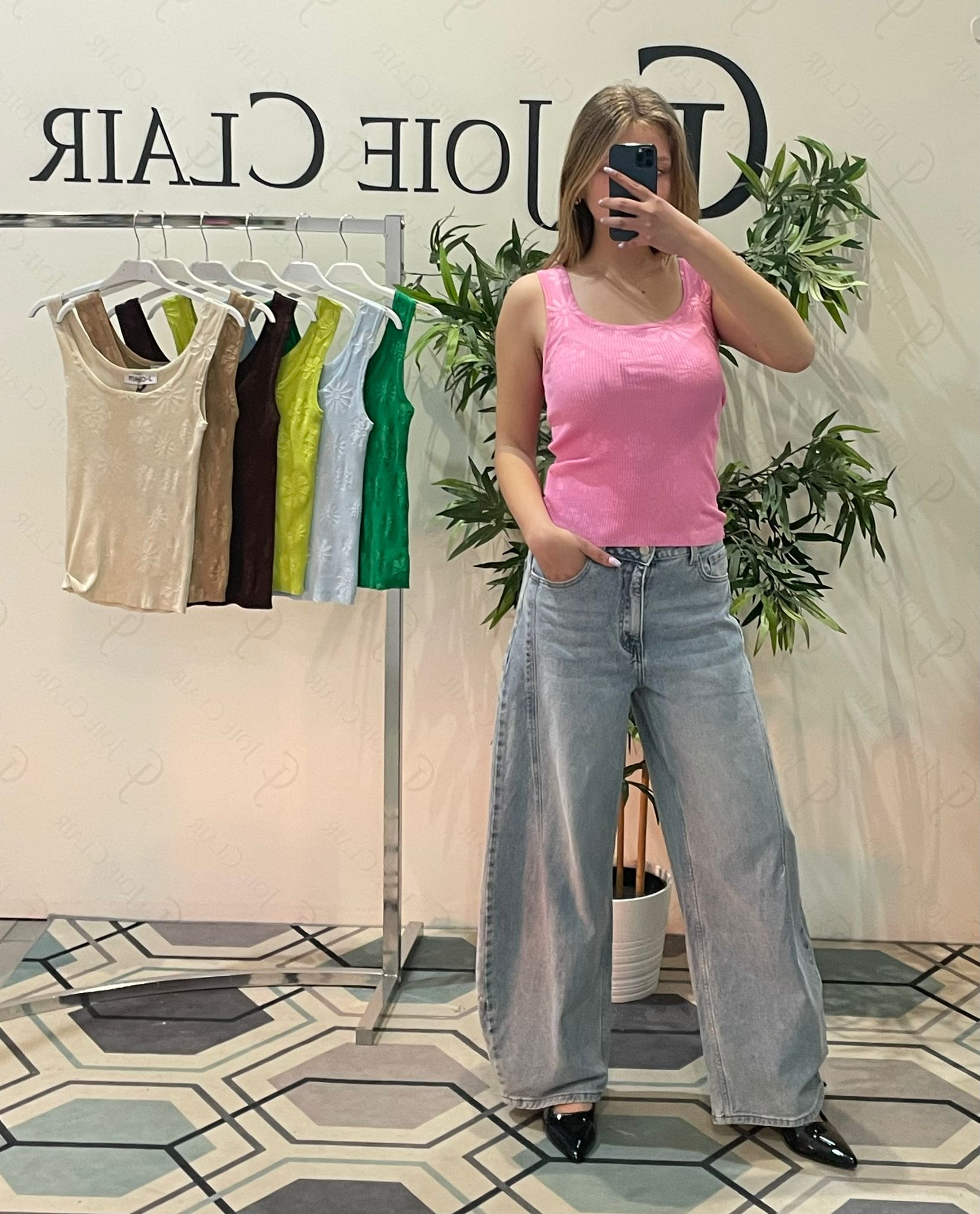 Фото Joie Clair (J-Clair)