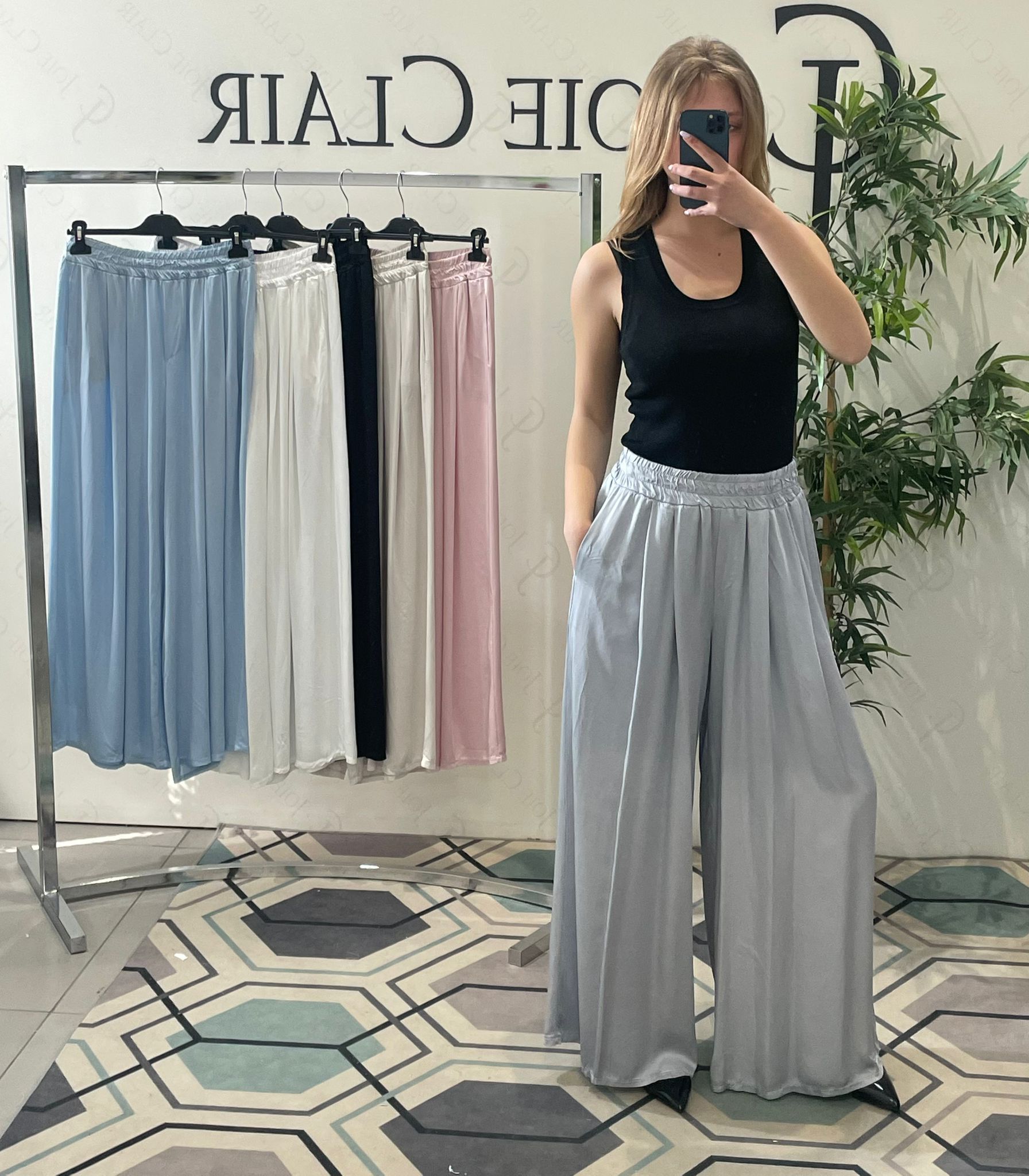 Фото Joie Clair (J-Clair)