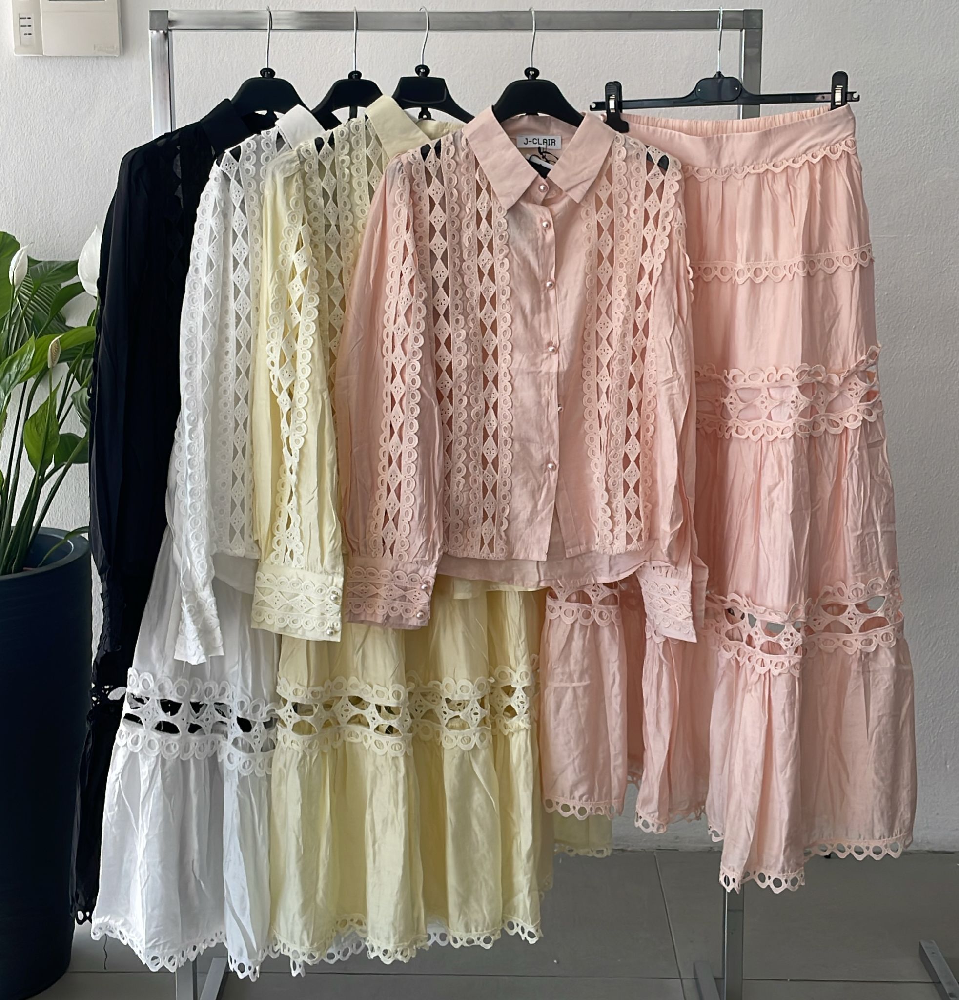 Фото Joie Clair (J-Clair)