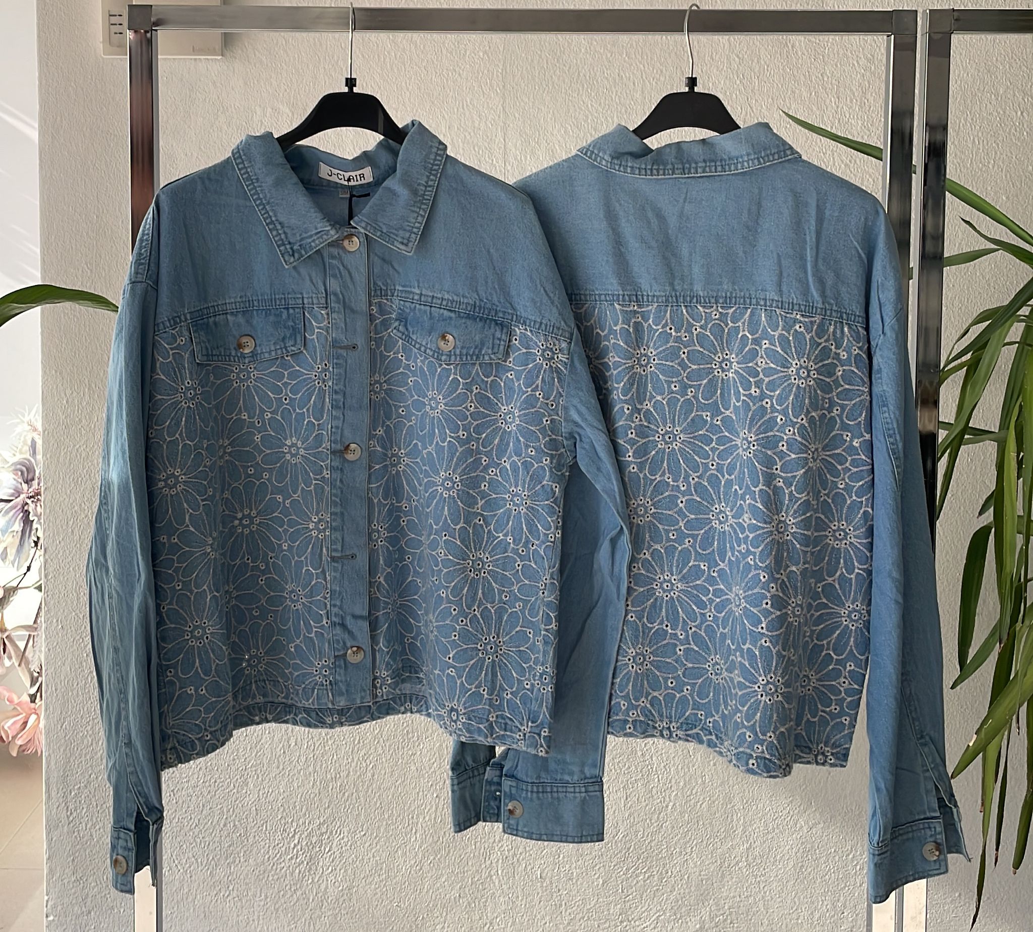 Фото Joie Clair (J-Clair)