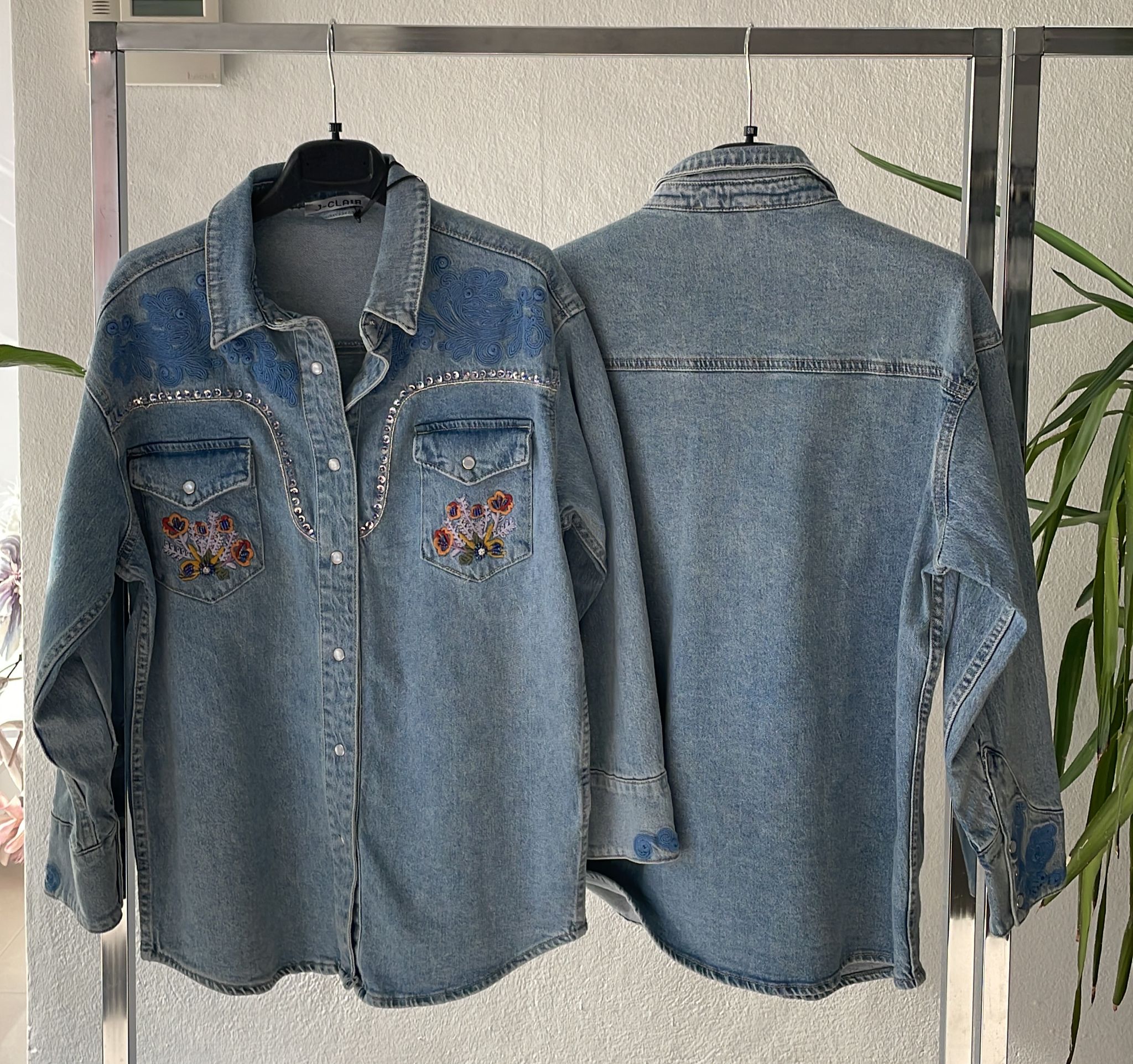 Фото Joie Clair (J-Clair)