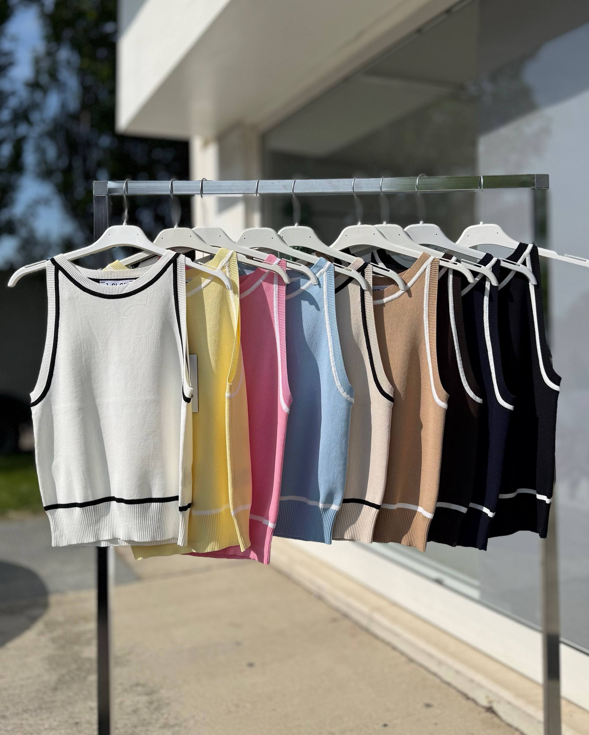 Фото Joie Clair (J-Clair)