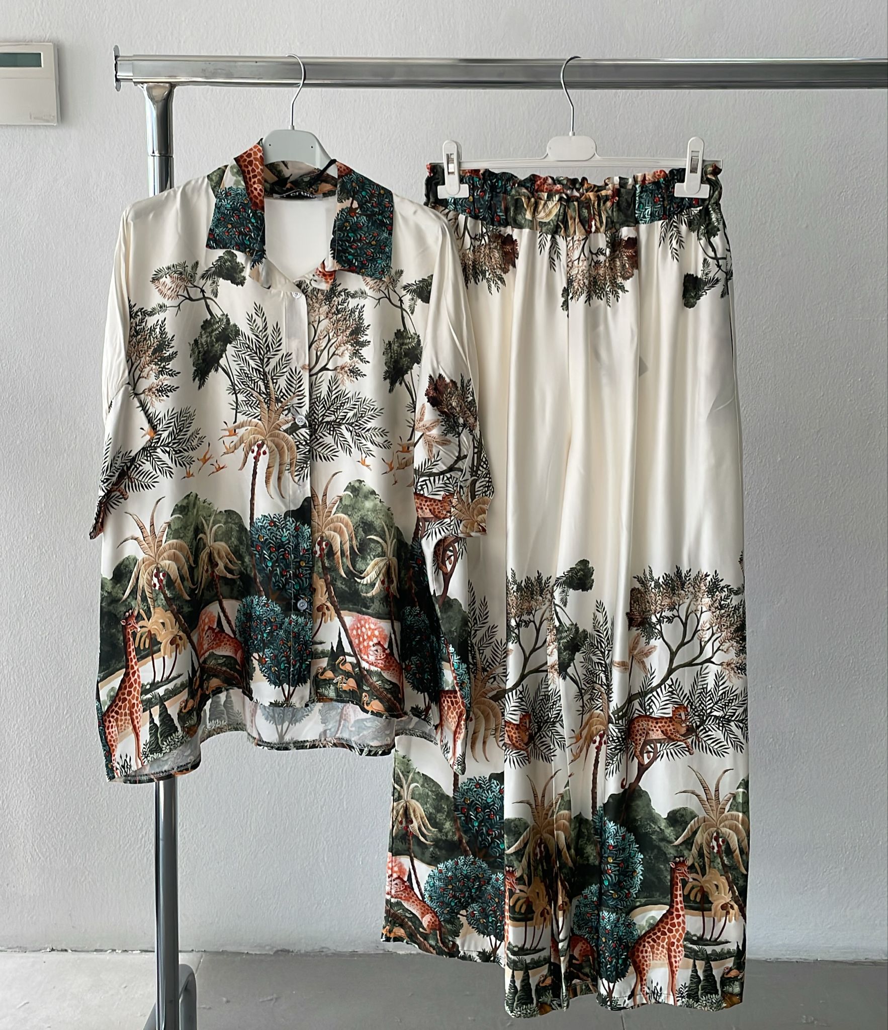 Фото Joie Clair (J-Clair)