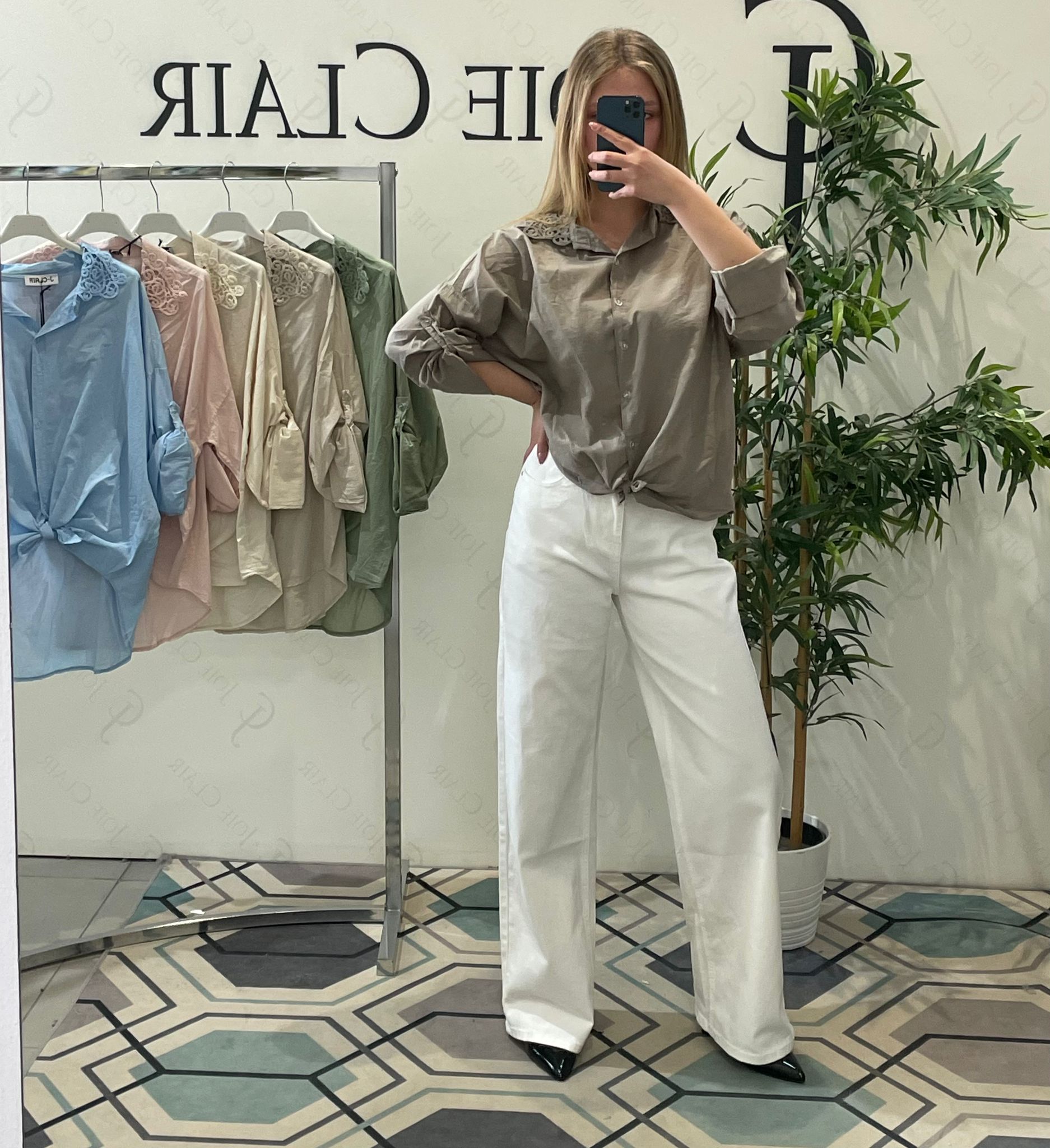 Фото Joie Clair (J-Clair)