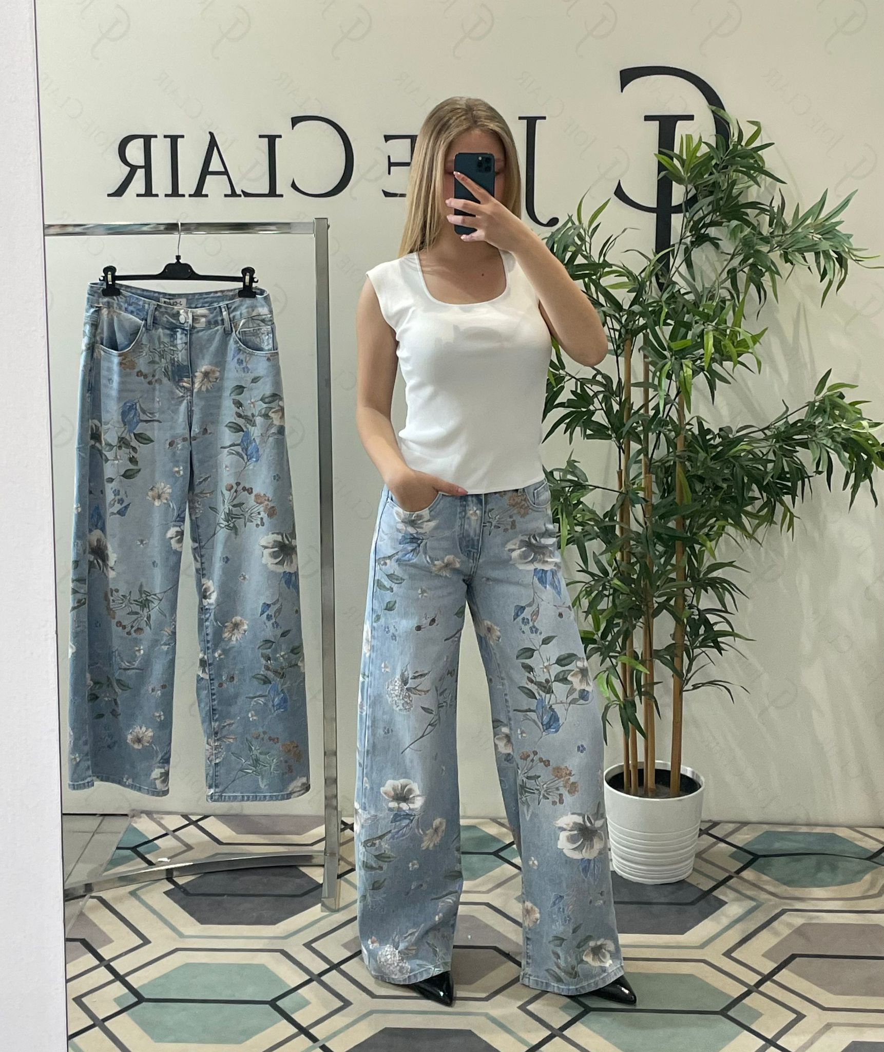 Фото Joie Clair (J-Clair)