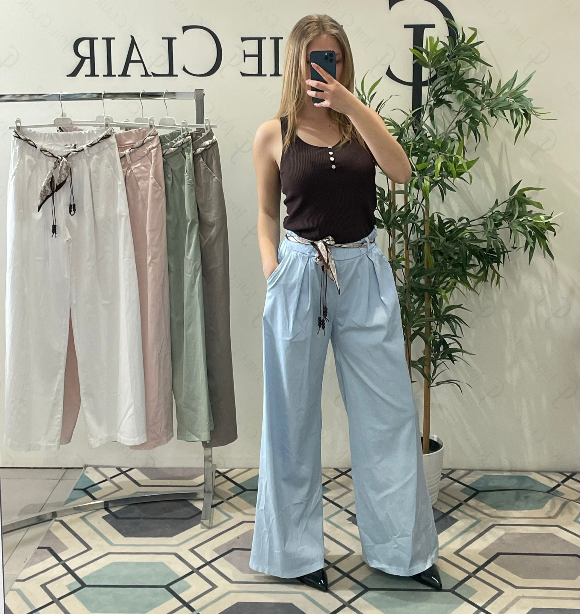 Фото Joie Clair (J-Clair)