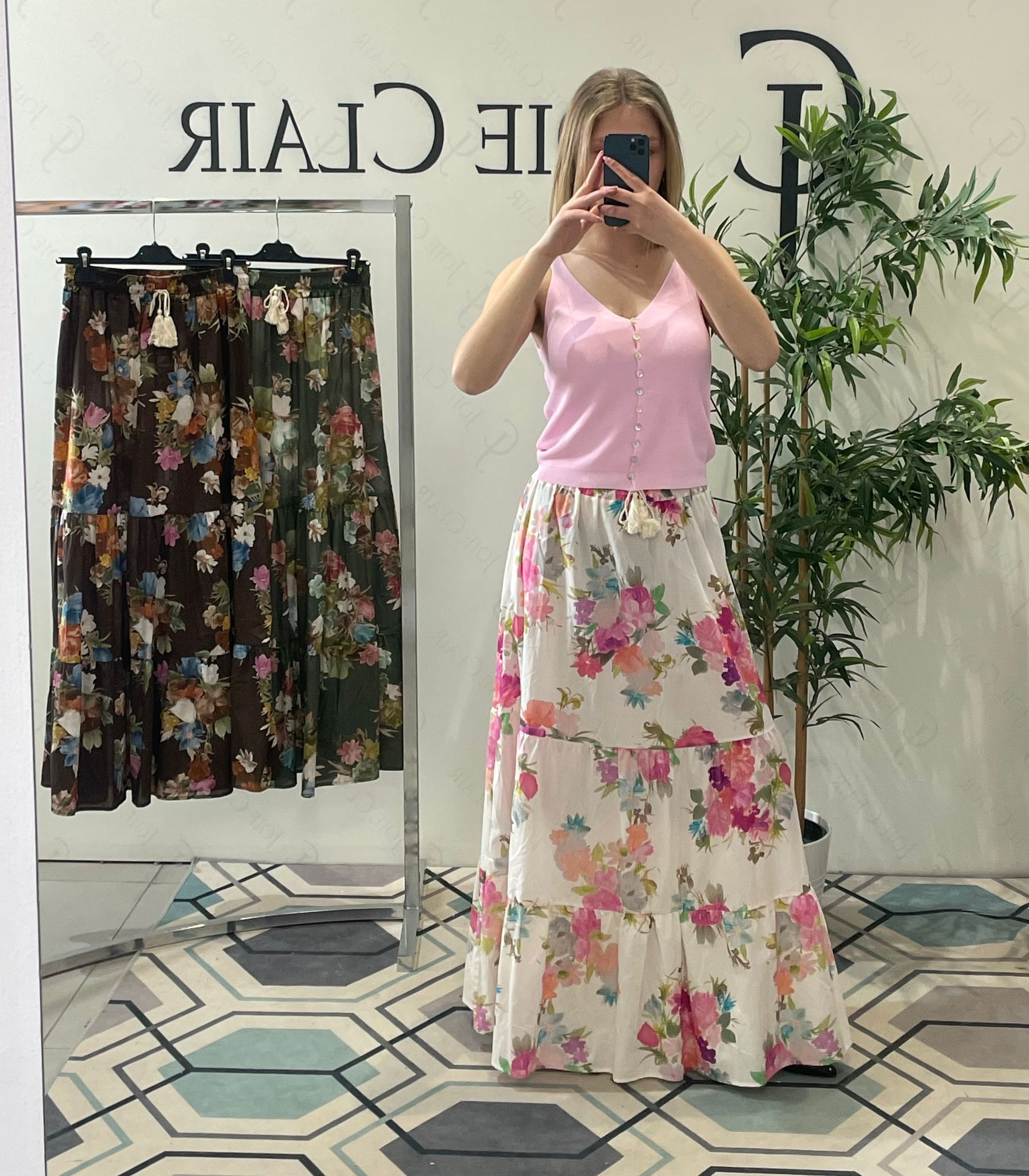 Фото Joie Clair (J-Clair)