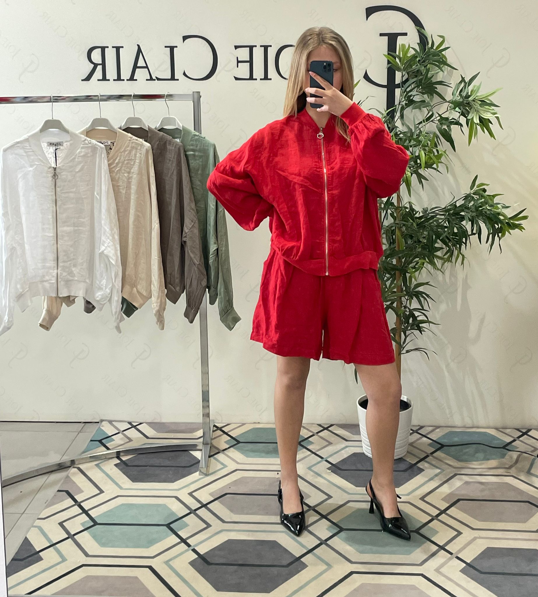 Фото Joie Clair (J-Clair)