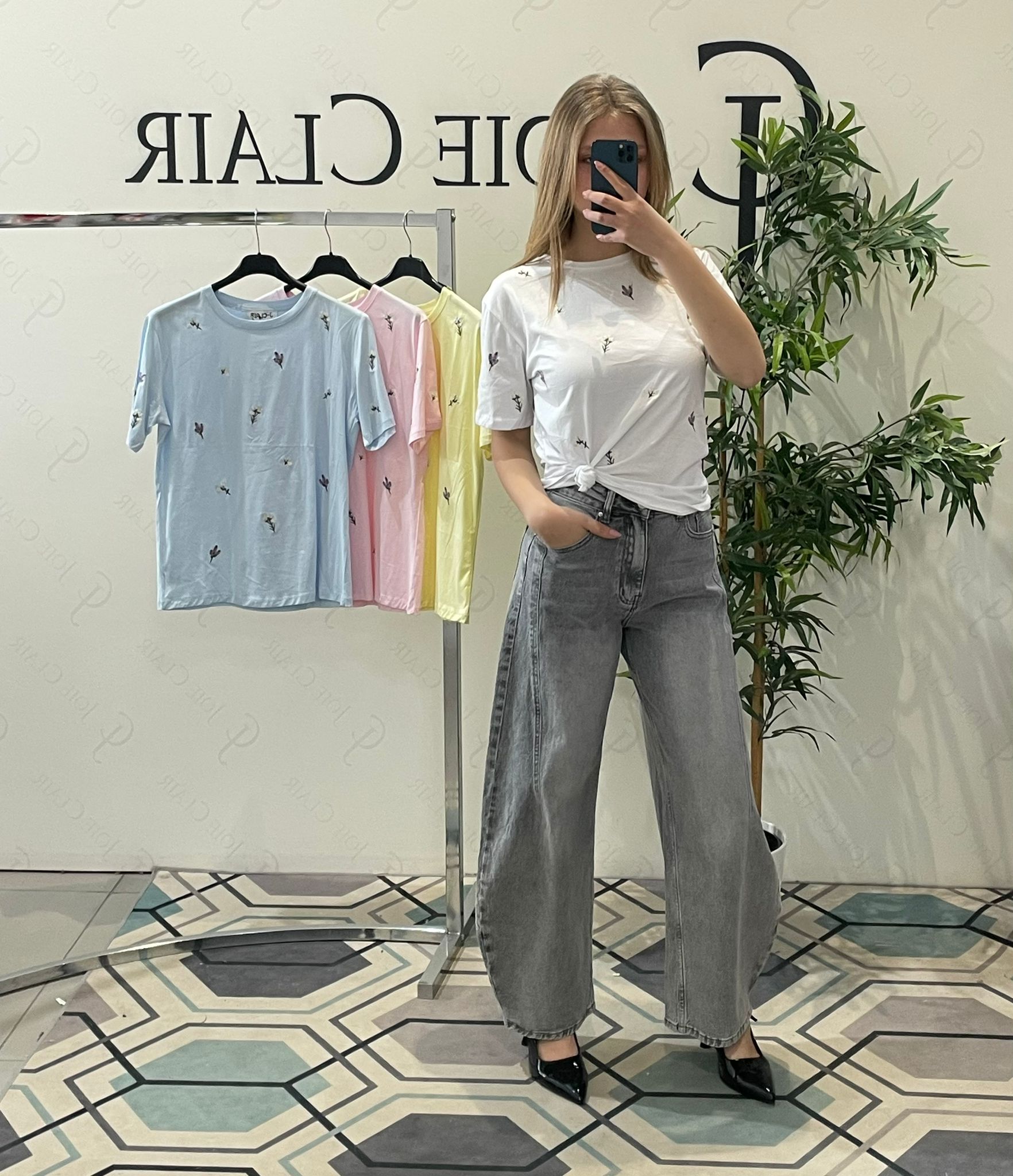 Фото Joie Clair (J-Clair)