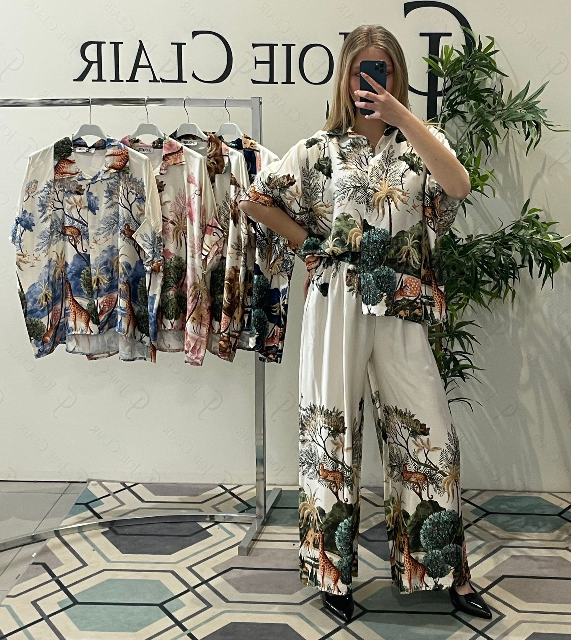 Фото Joie Clair (J-Clair)