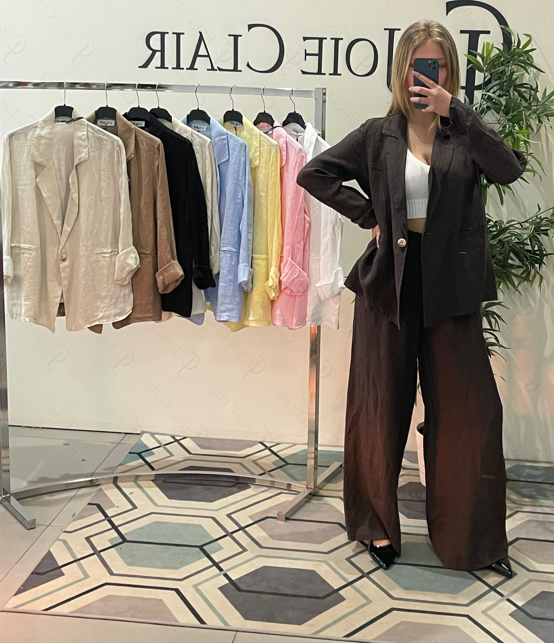 Фото Joie Clair (J-Clair)