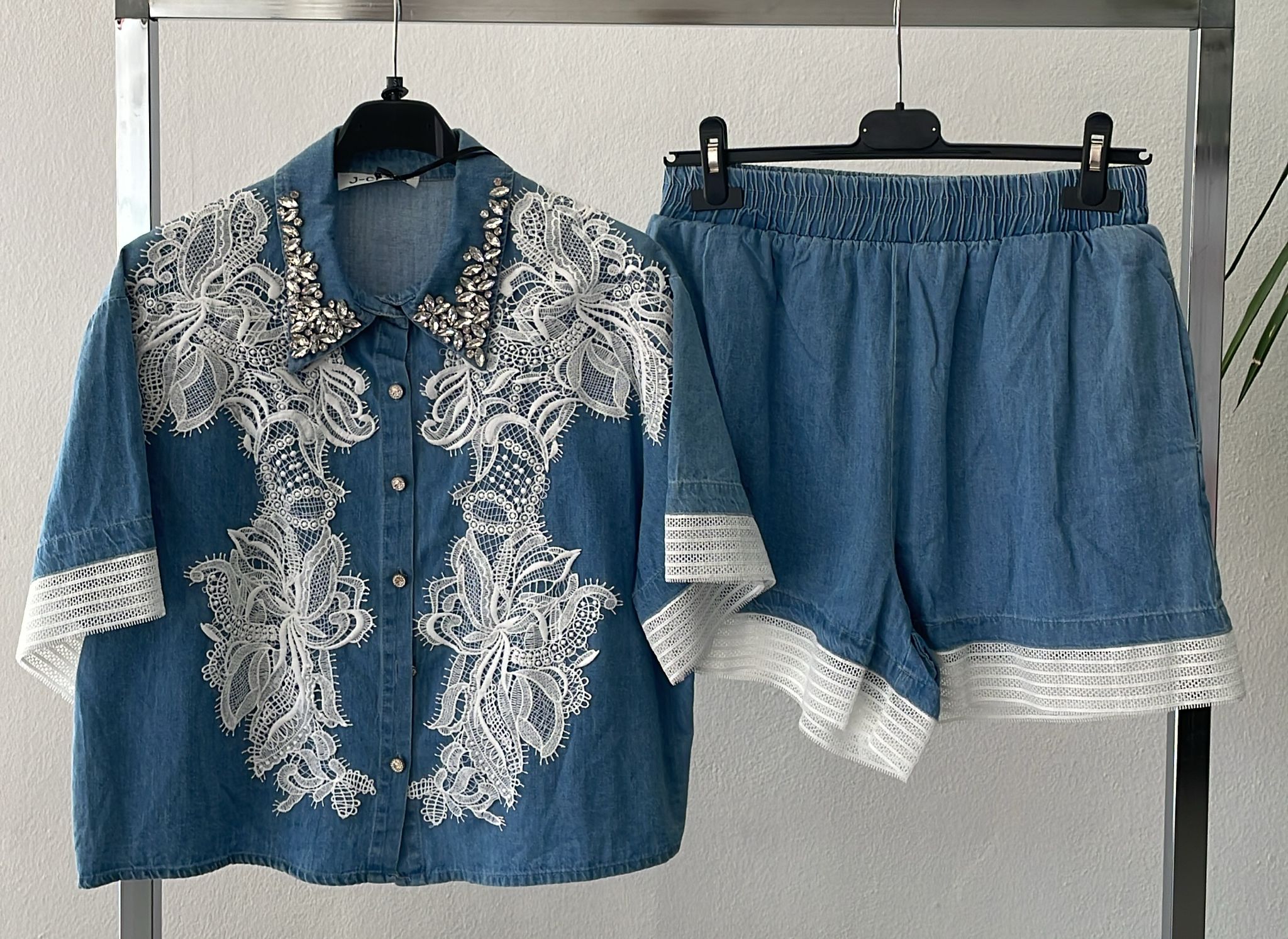 Фото Joie Clair (J-Clair)