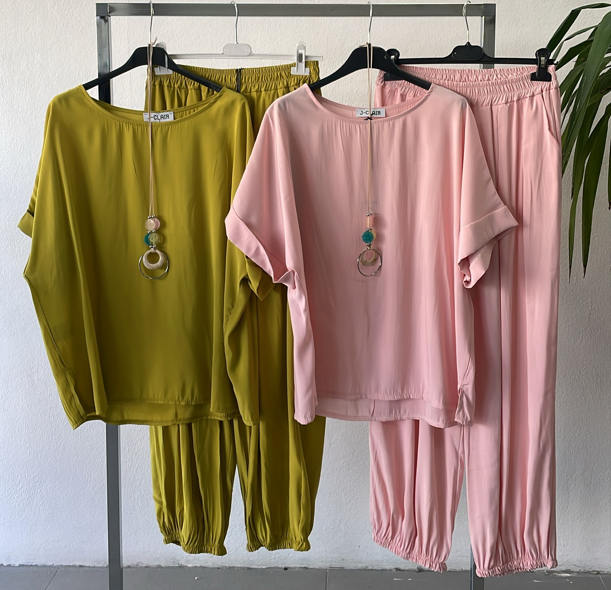 Фото Joie Clair (J-Clair)