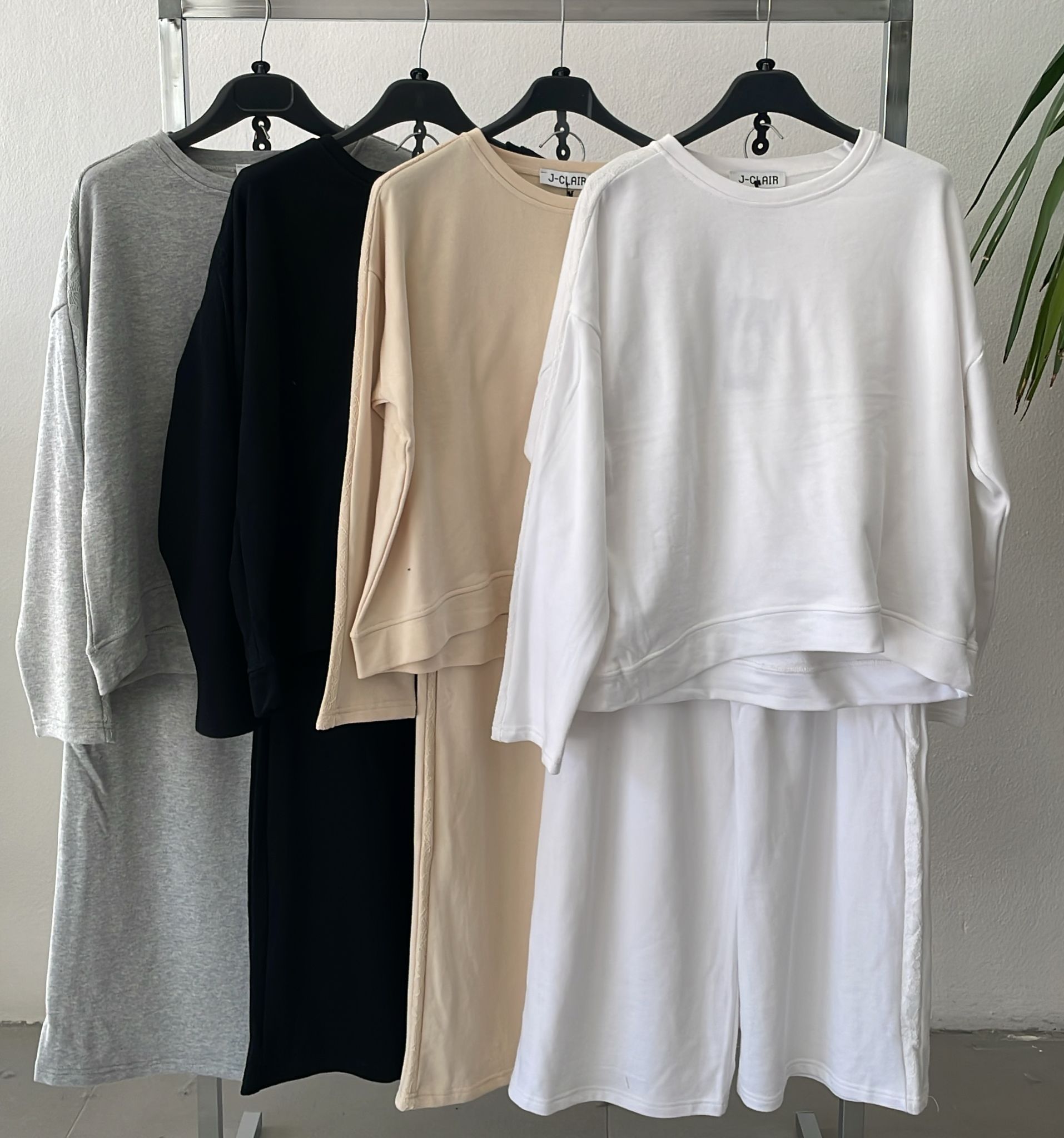 Фото Joie Clair (J-Clair)