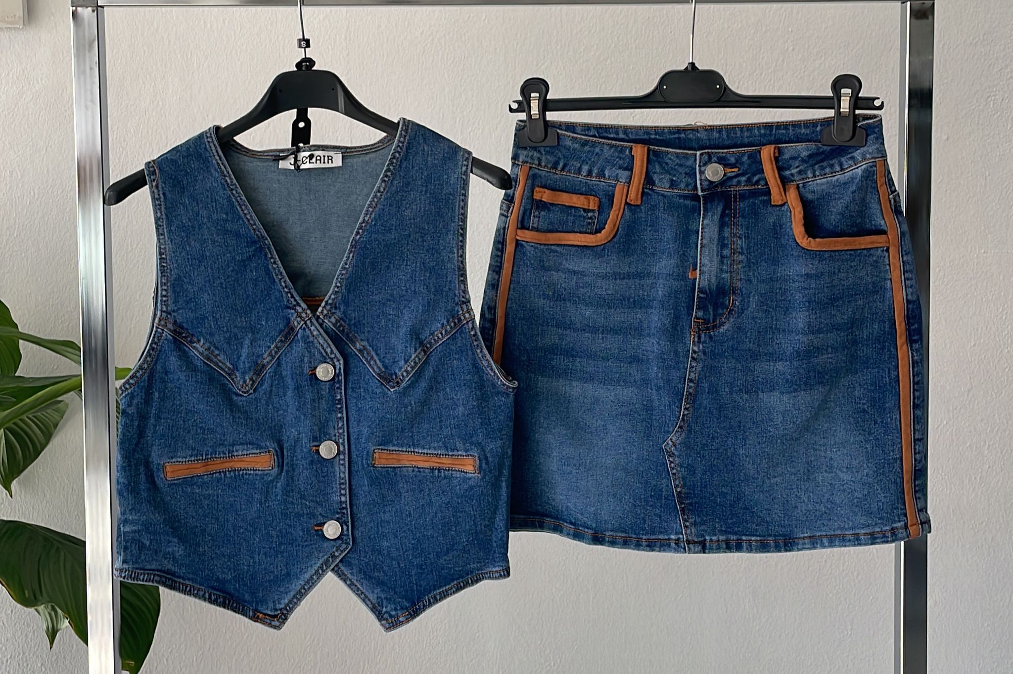 Фото Joie Clair (J-Clair)