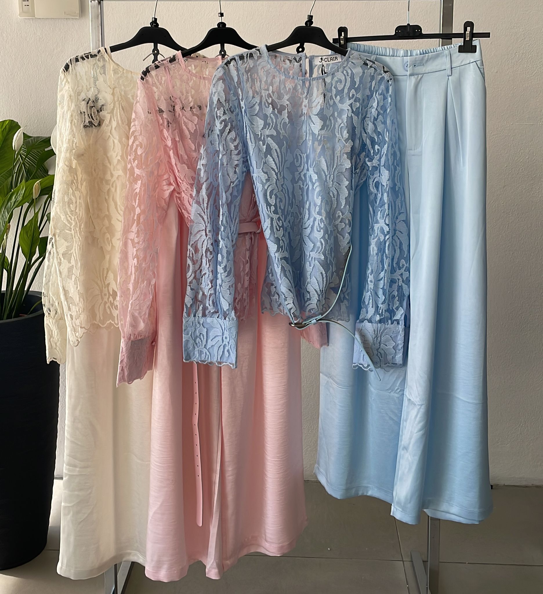 Фото Joie Clair (J-Clair)