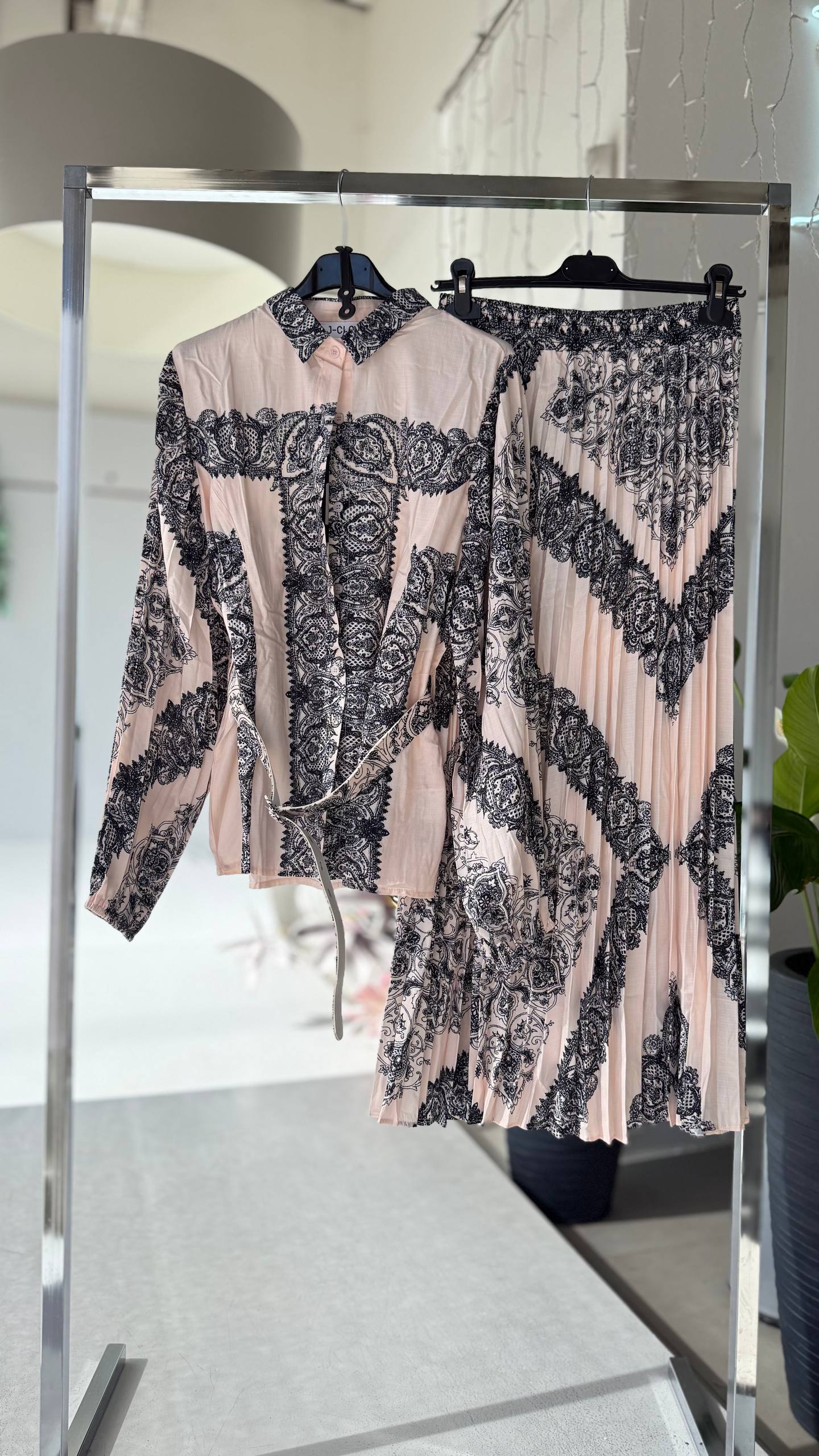 Фото Joie Clair (J-Clair)