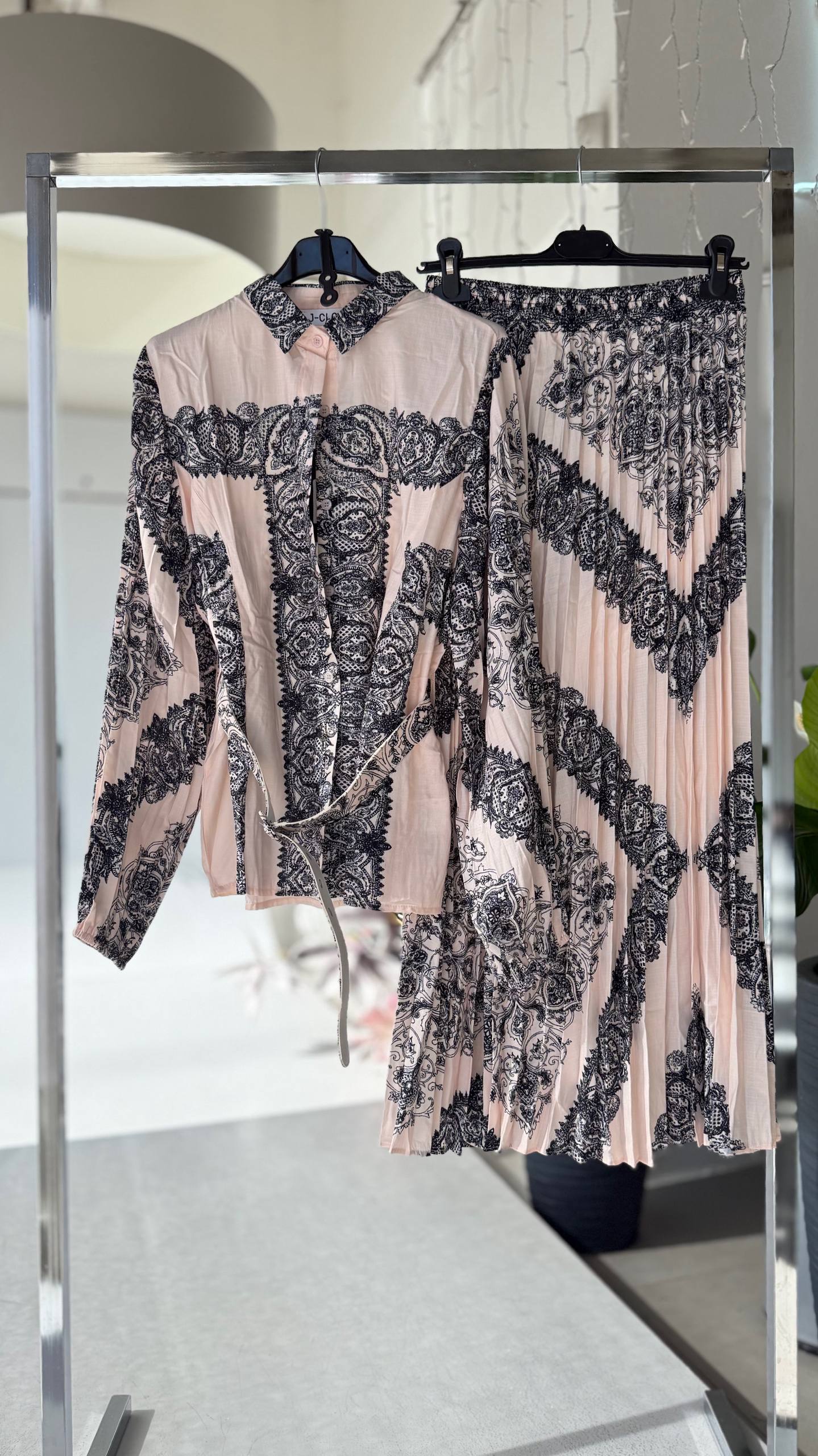 Фото Joie Clair (J-Clair)