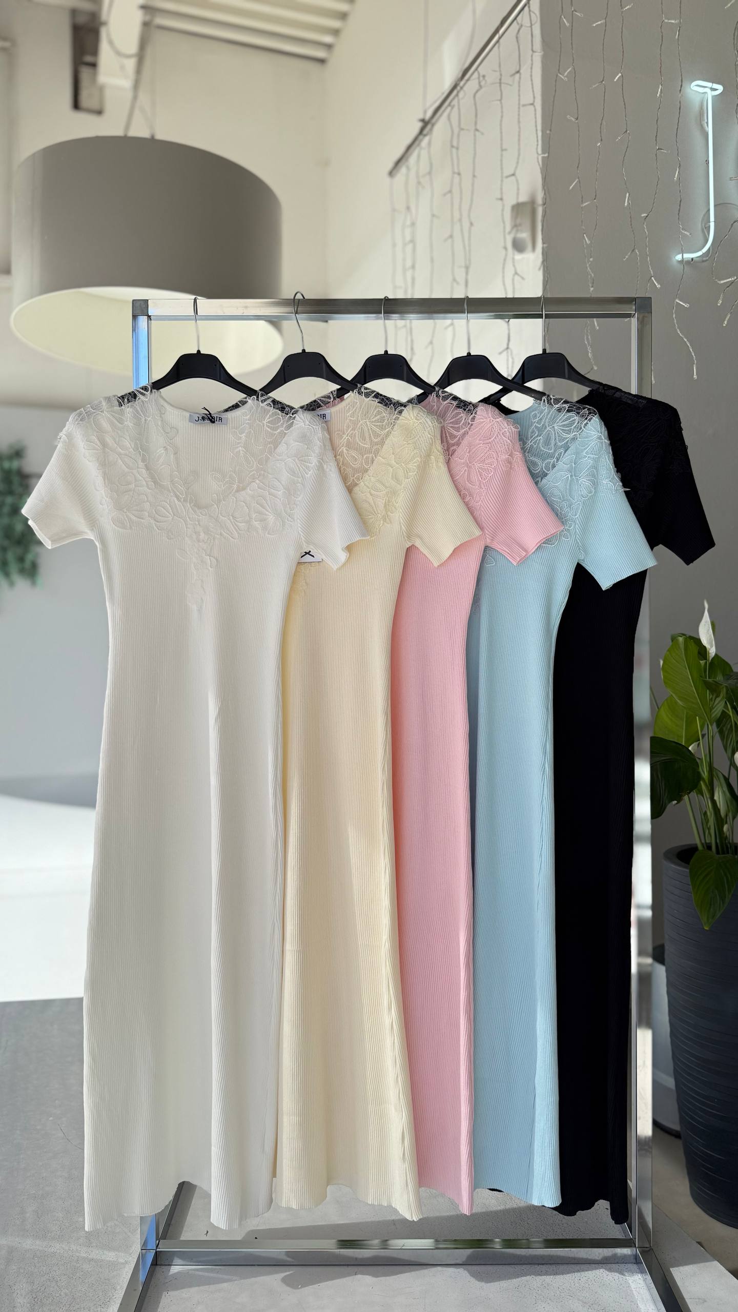 Фото Joie Clair (J-Clair)