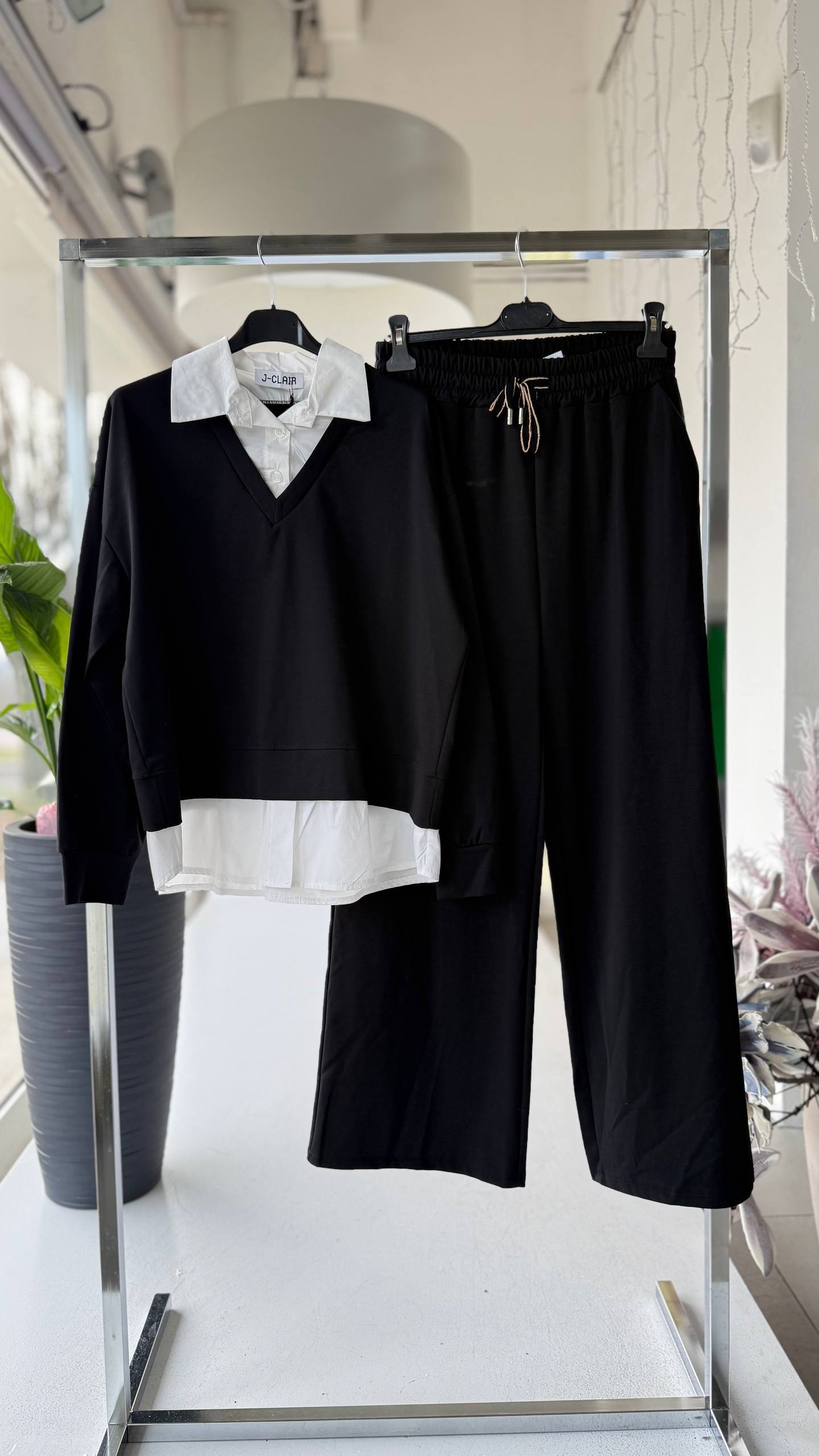 Фото Joie Clair (J-Clair)