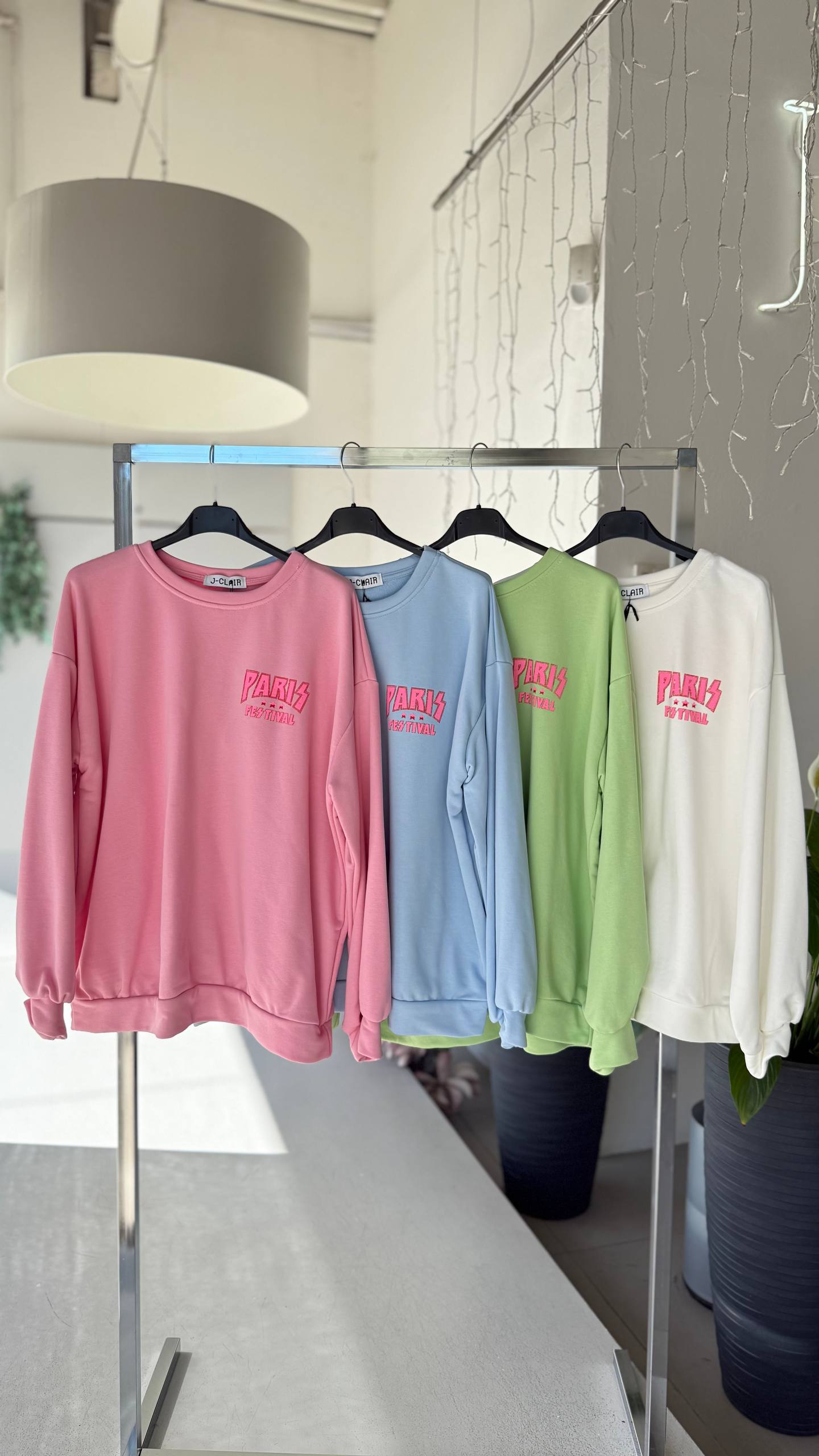 Фото Joie Clair (J-Clair)