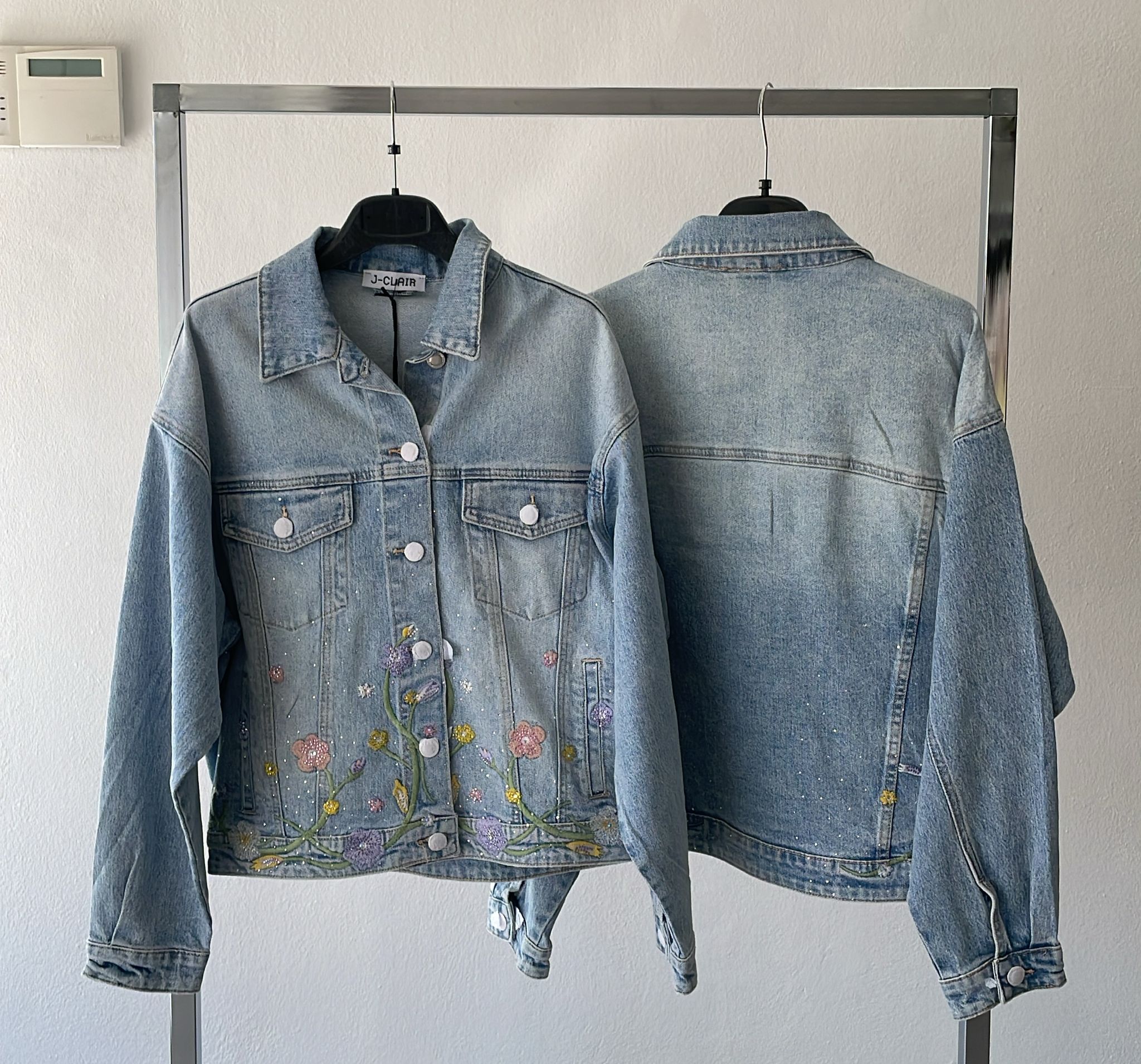 Фото Joie Clair (J-Clair)