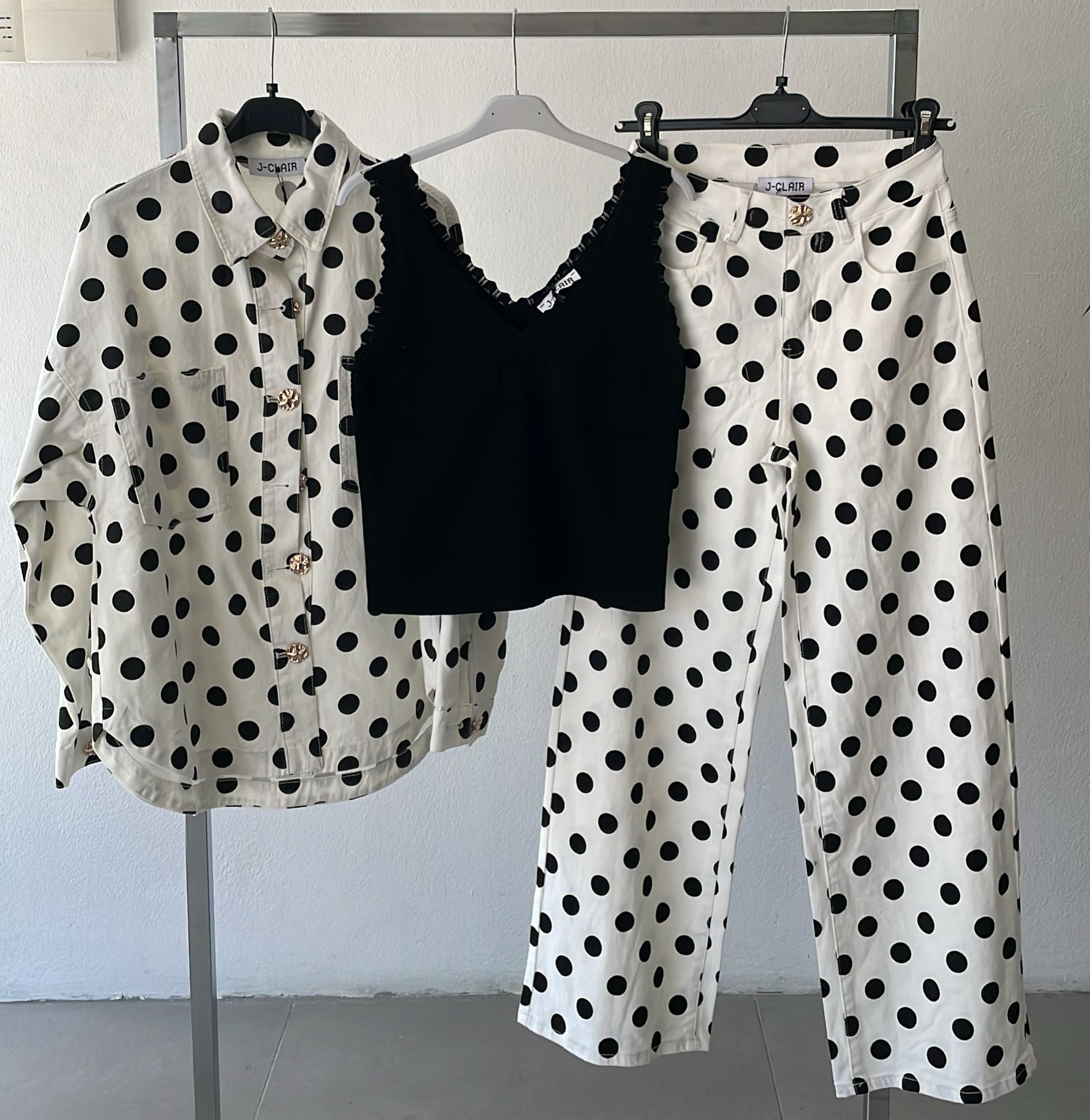 Фото Joie Clair (J-Clair)