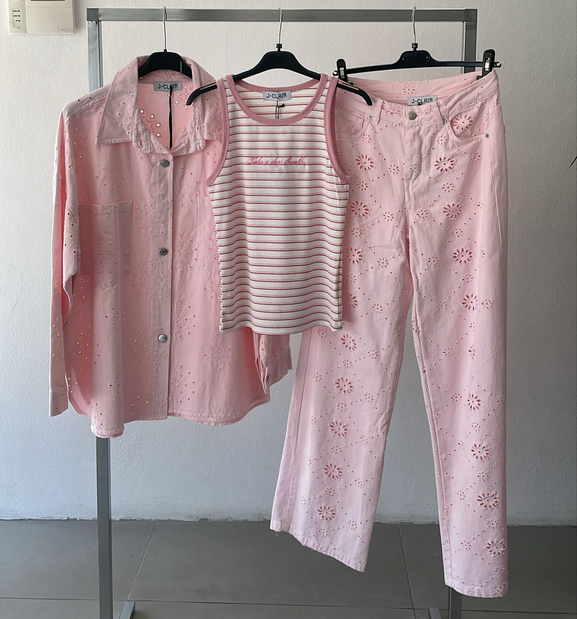 Фото Joie Clair (J-Clair)